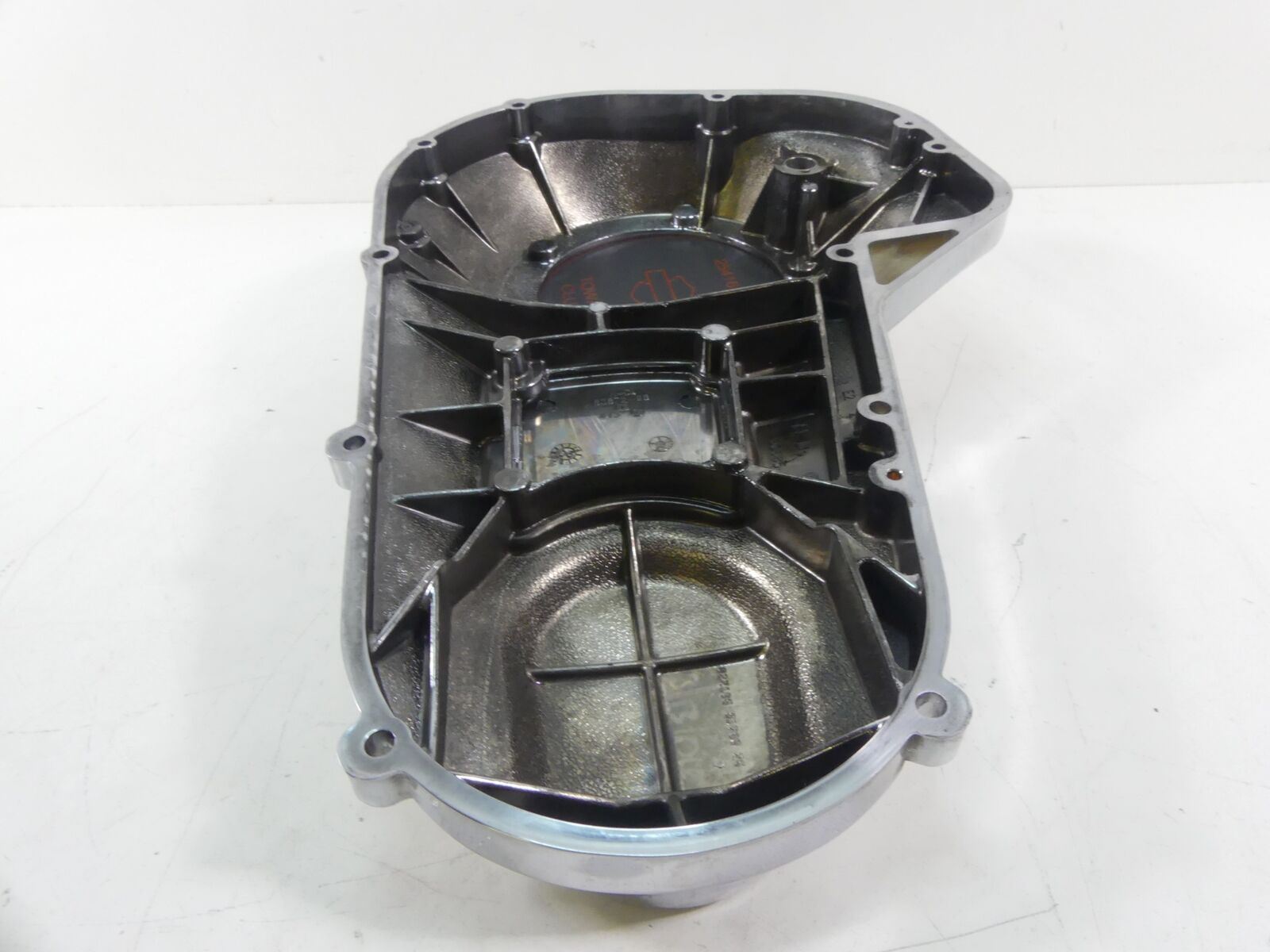 2006 Harley Touring FLHCU SE CVO Outer Primary Drive Clutch Cover 60685-04A {{ shop.shopifyCountryName }} - Mototech271