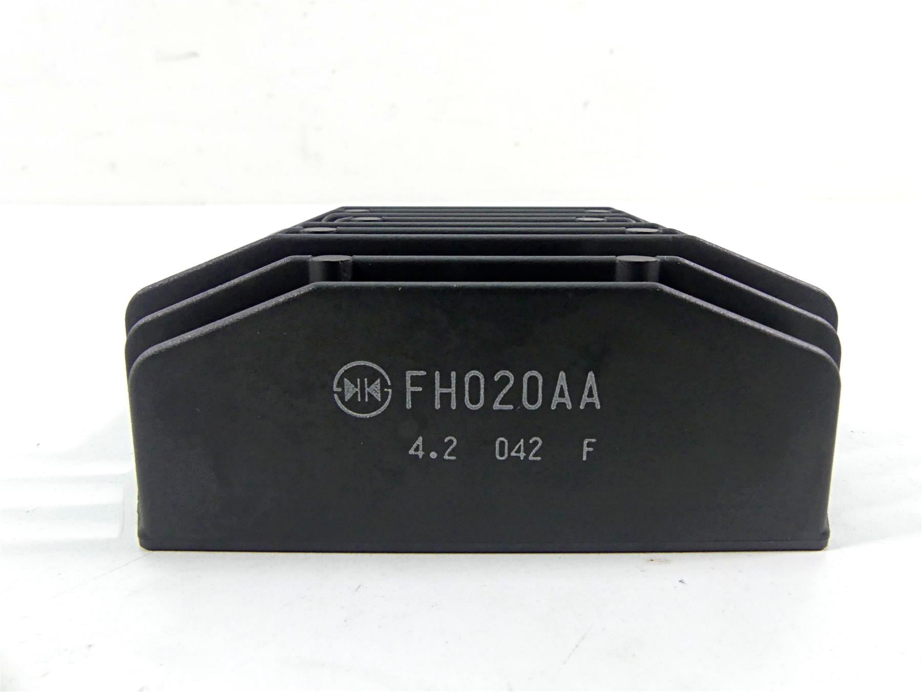 2014 BMW R1200GS K50 Rectifier Voltage Regulator FH020AA 12318523367 {{ shop.shopifyCountryName }} - Mototech271