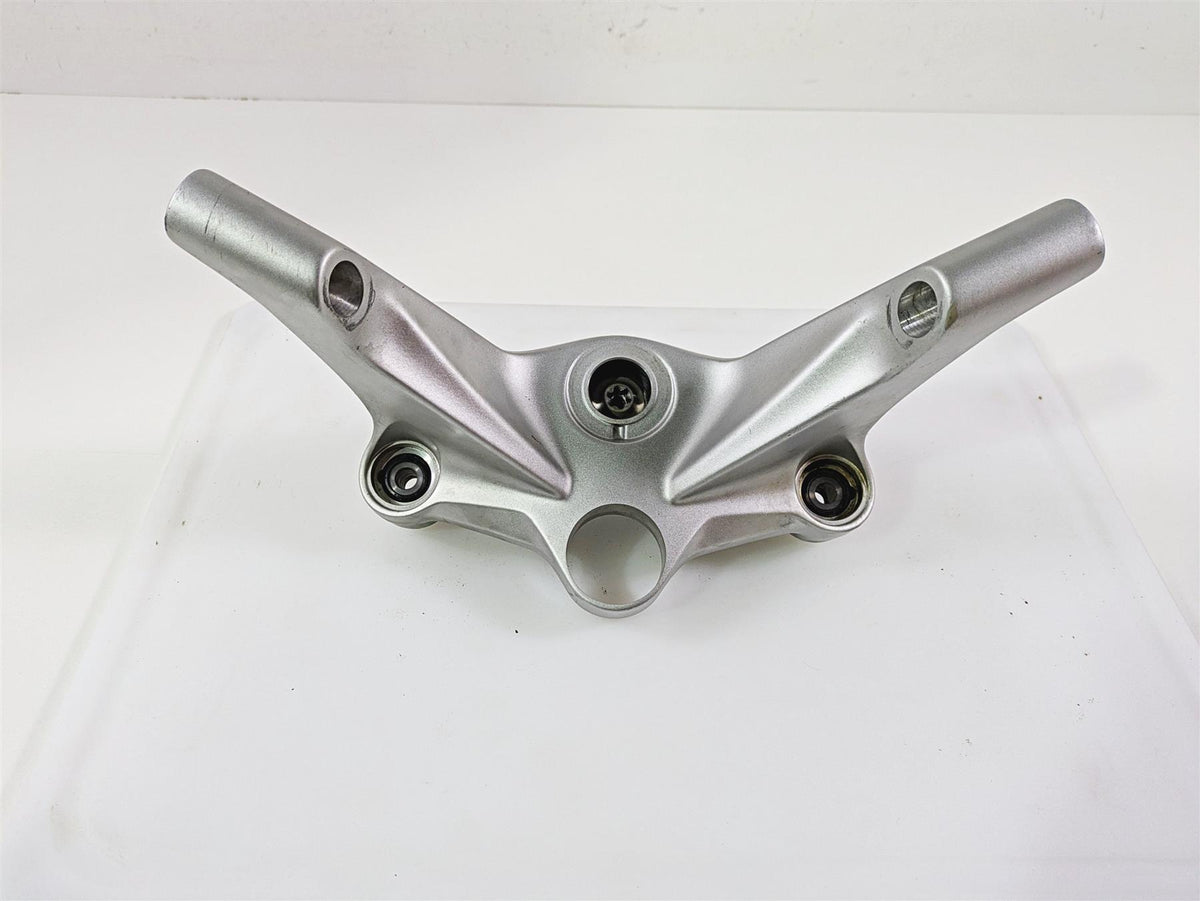2019 BMW R1250RT K52 Handlebar Mount Upper Triple Tree 32718520053 {{ shop.shopifyCountryName }} - Mototech271