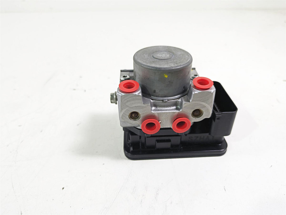 2018 Suzuki GSX1300 R Hayabusa Nissin Abs Brake Pump Unit Module 55610-15H01 {{ shop.shopifyCountryName }} - Mototech271