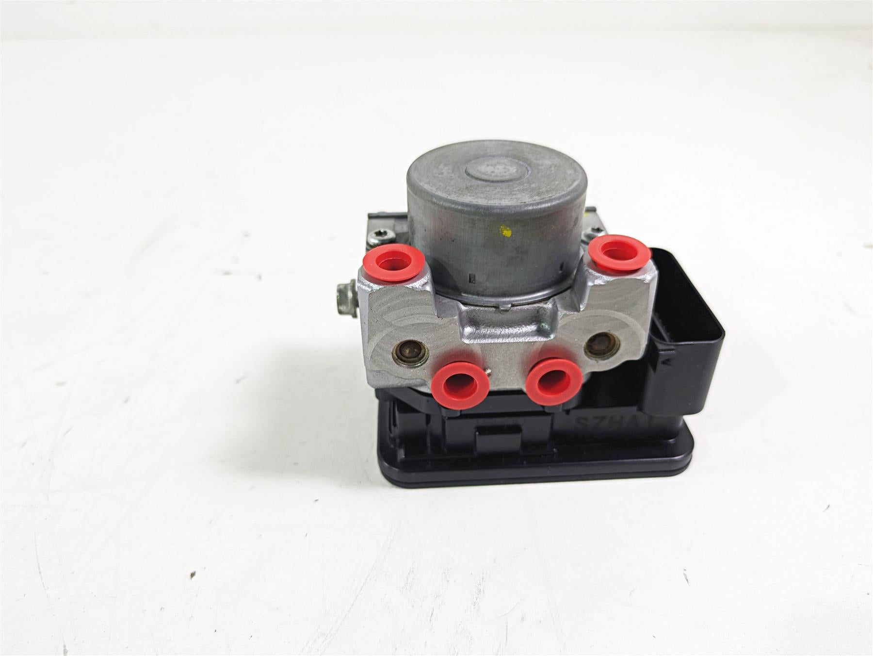 2018 Suzuki GSX1300 R Hayabusa Nissin Abs Brake Pump Unit Module 55610-15H01 {{ shop.shopifyCountryName }} - Mototech271