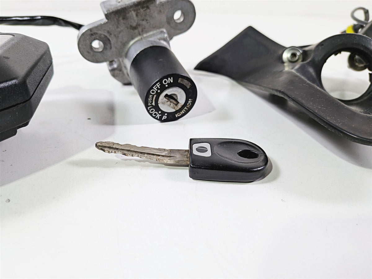 2008 Ducati 1098 SBK Speedometer Ignition Switch Key Set 40610602A 59820541A-Mototech271