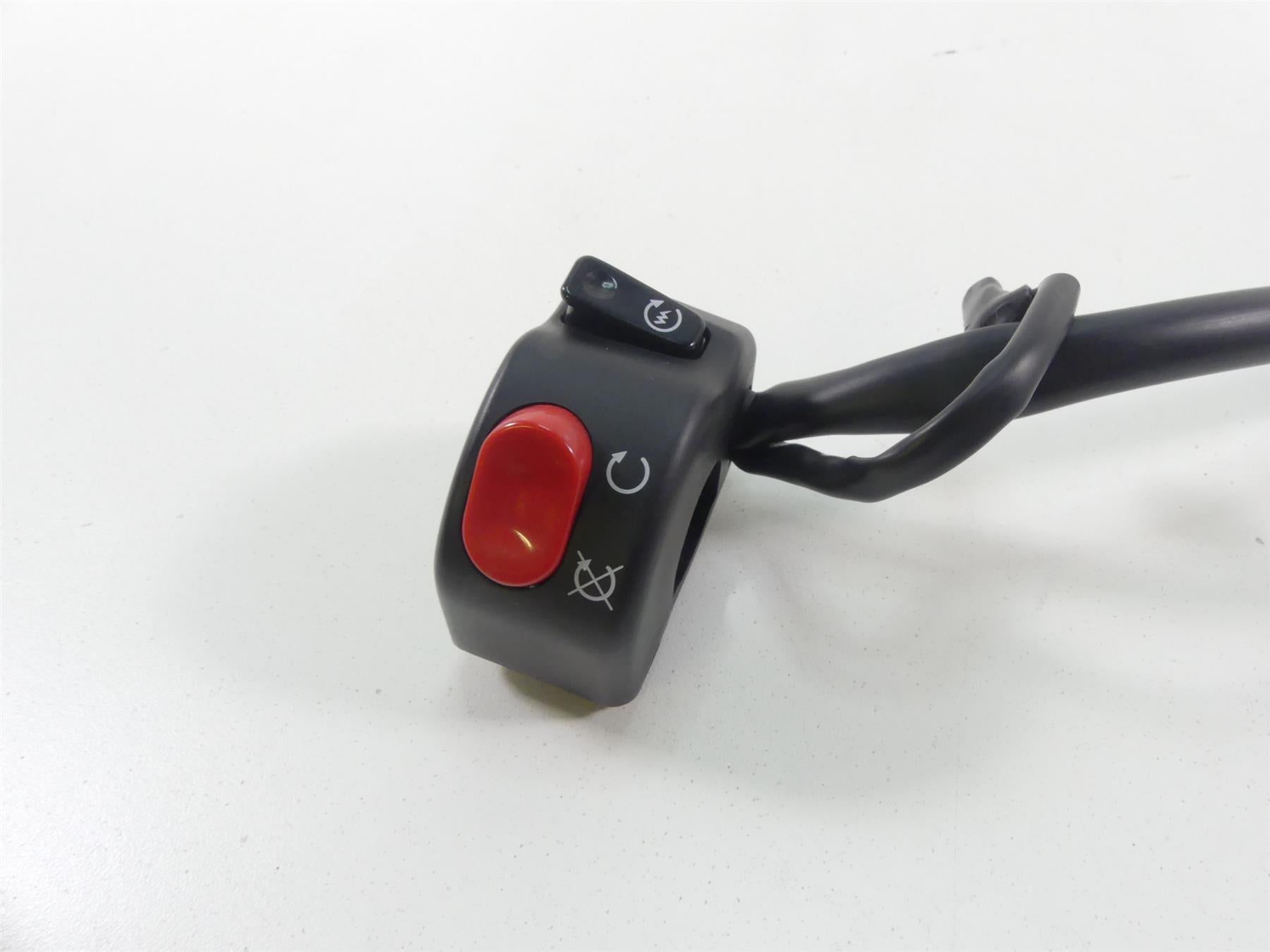 2013 Triumph Street Triple 675R Right Hand Start Kill Control Switch T2049255 {{ shop.shopifyCountryName }} - Mototech271