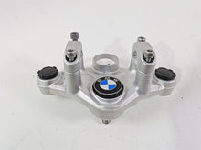 Load image into Gallery viewer, 2017 BMW R1200 GS K50 Upper Triple Tree Steering Clamp 31428555849
