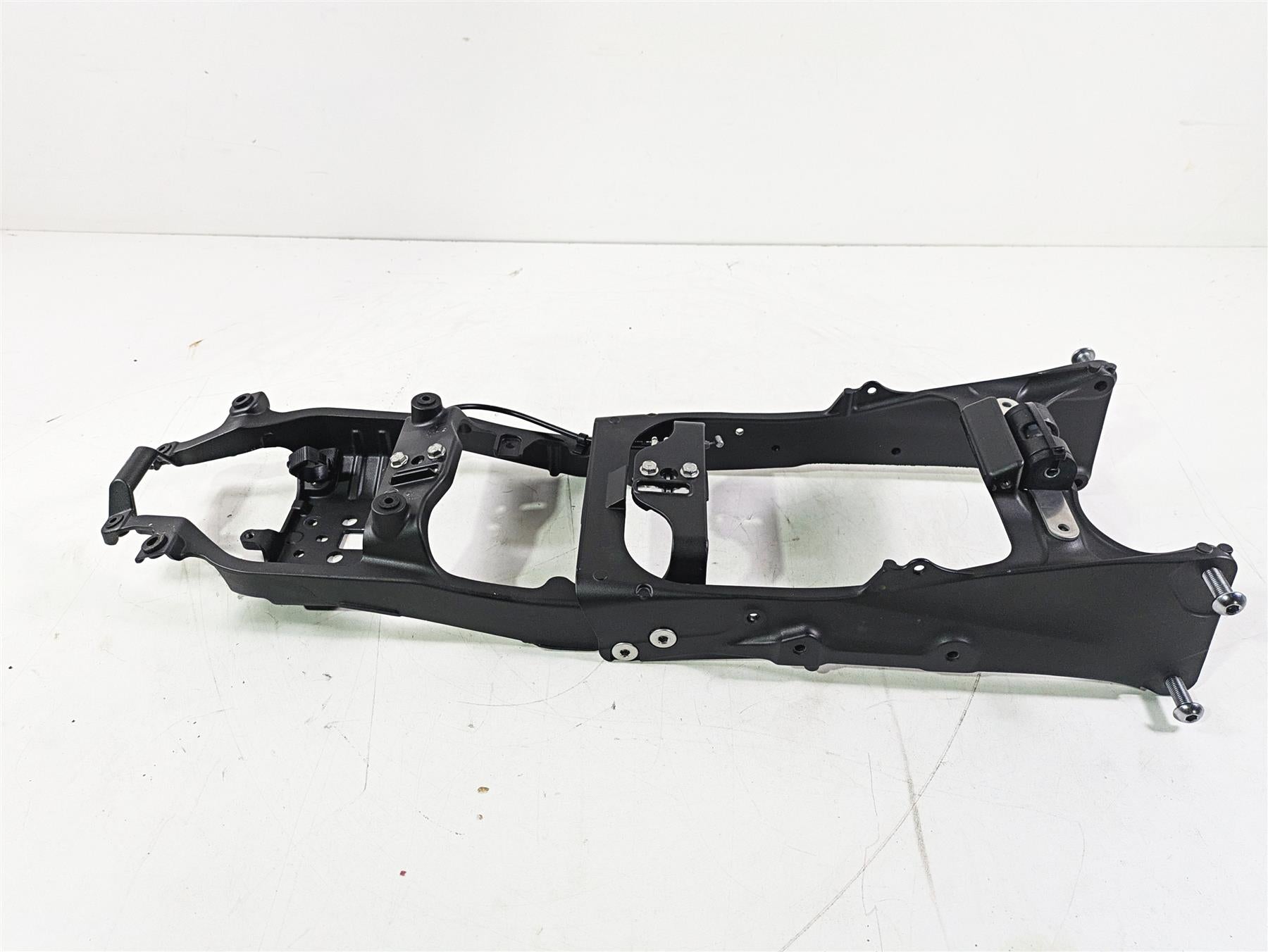 2020 Kawasaki ZX6R Ninja Straight Rear Sub Frame Subframe 32160-0399 {{ shop.shopifyCountryName }} - Mototech271