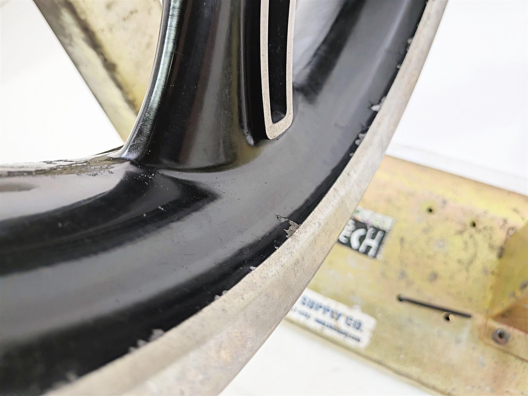 2016 Victory Cross Country Straight Front Wheel Rim 18x3.5 1521383 {{ shop.shopifyCountryName }} - Mototech271