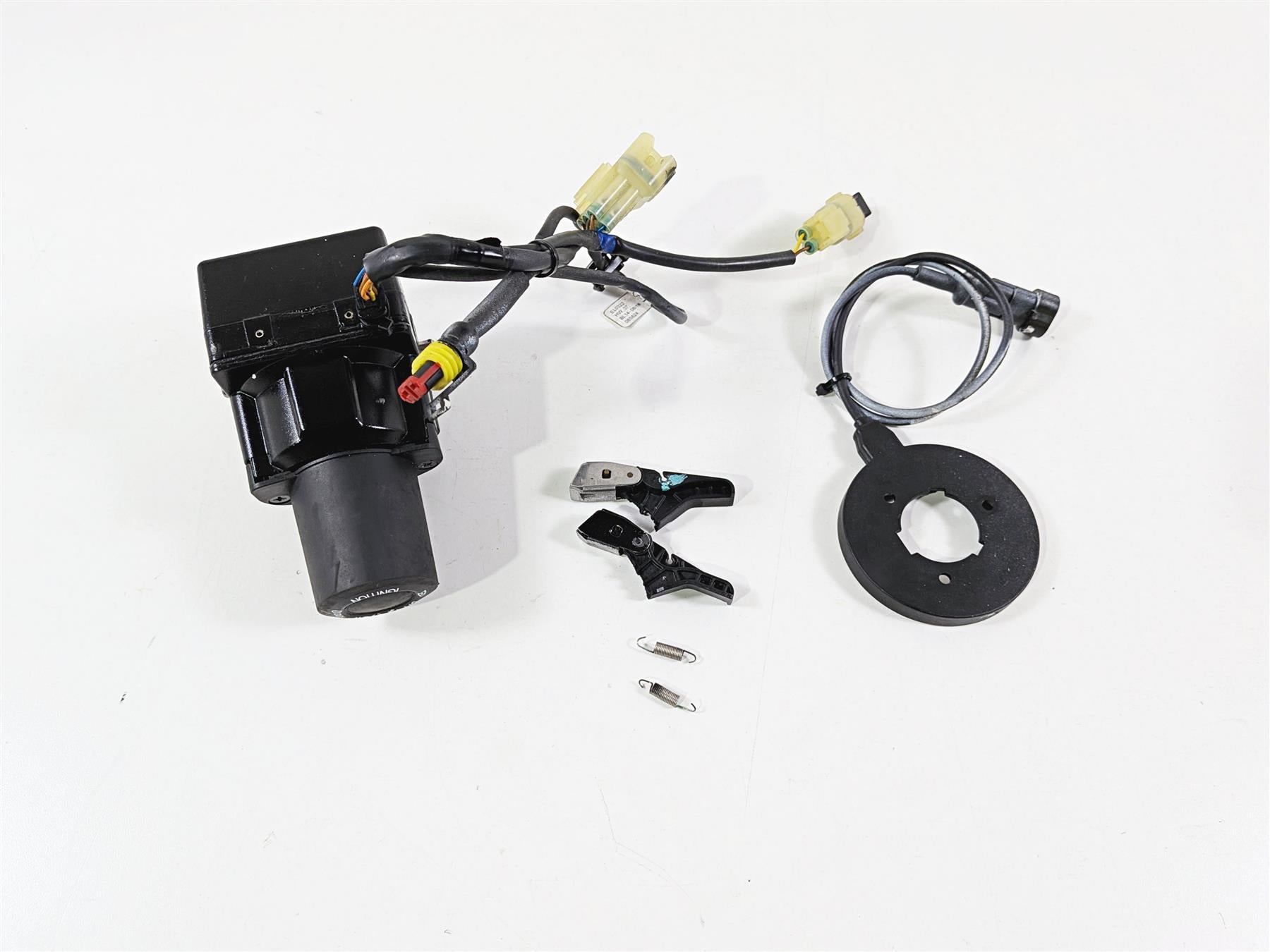 2015 Ducati Diavel Dark Handsfree Keyless Ignition Switch For Parts 28611247B-Mototech271
