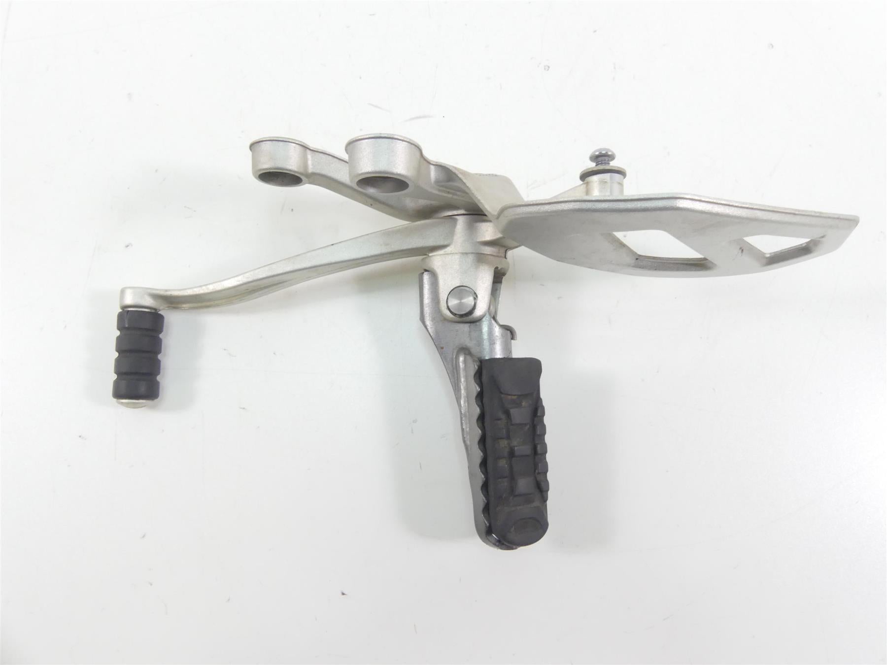 2016 BMW S1000XR K49 Left Front Rider Driver Footpeg & Shifter Lever 46718553835 {{ shop.shopifyCountryName }} - Mototech271