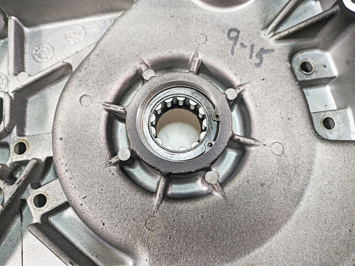 2000 Harley FXSTS Softail Springer Inner Primary Drive Clutch Cover 60620-94B {{ shop.shopifyCountryName }} - Mototech271