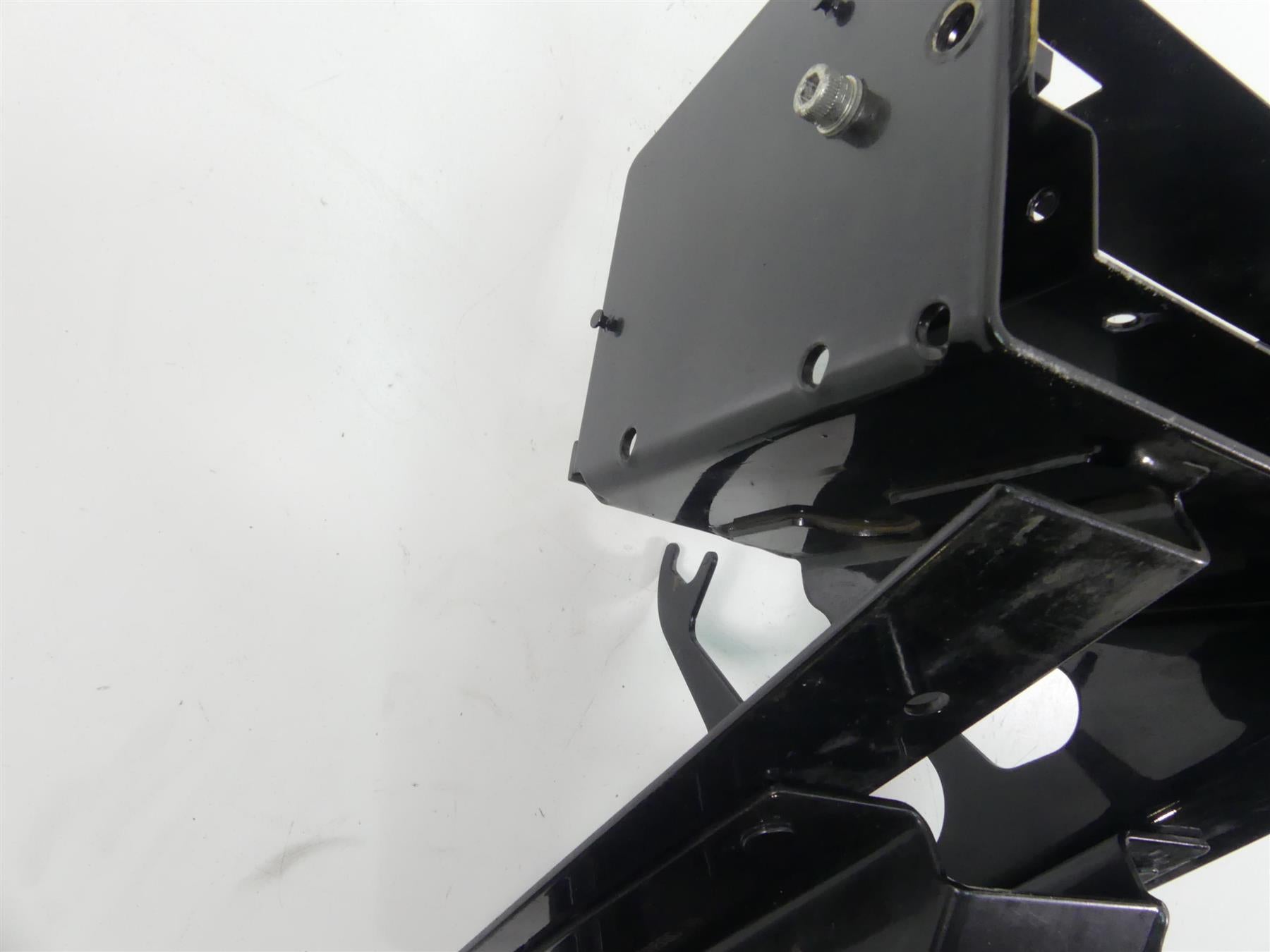 2011 Harley Touring FLTRU Road Glide Front Fairing Mount Holder Bracket 58530-10 {{ shop.shopifyCountryName }} - Mototech271