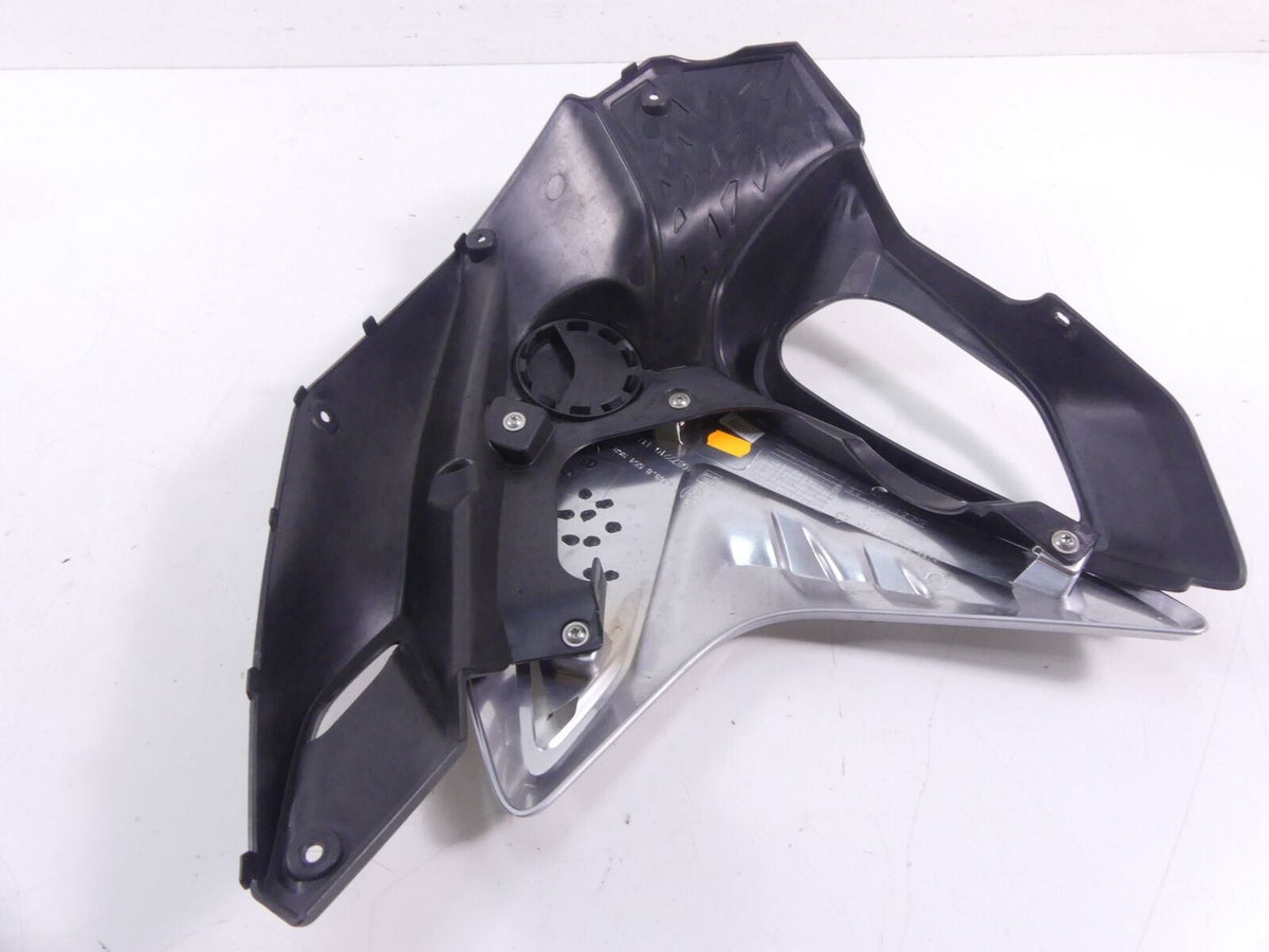 2017 BMW F800GS K72 Right Main Tank Fairing Cover Cowl 46638529014 46638554368 {{ shop.shopifyCountryName }} - Mototech271