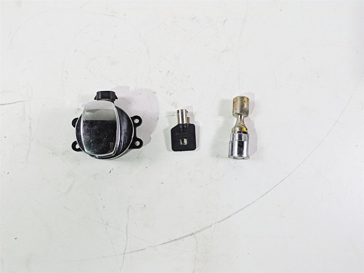2017 Harley Softail Heritage Classic FLSTC Ignition Switch Key Lock Set 71400076 {{ shop.shopifyCountryName }} - Mototech271