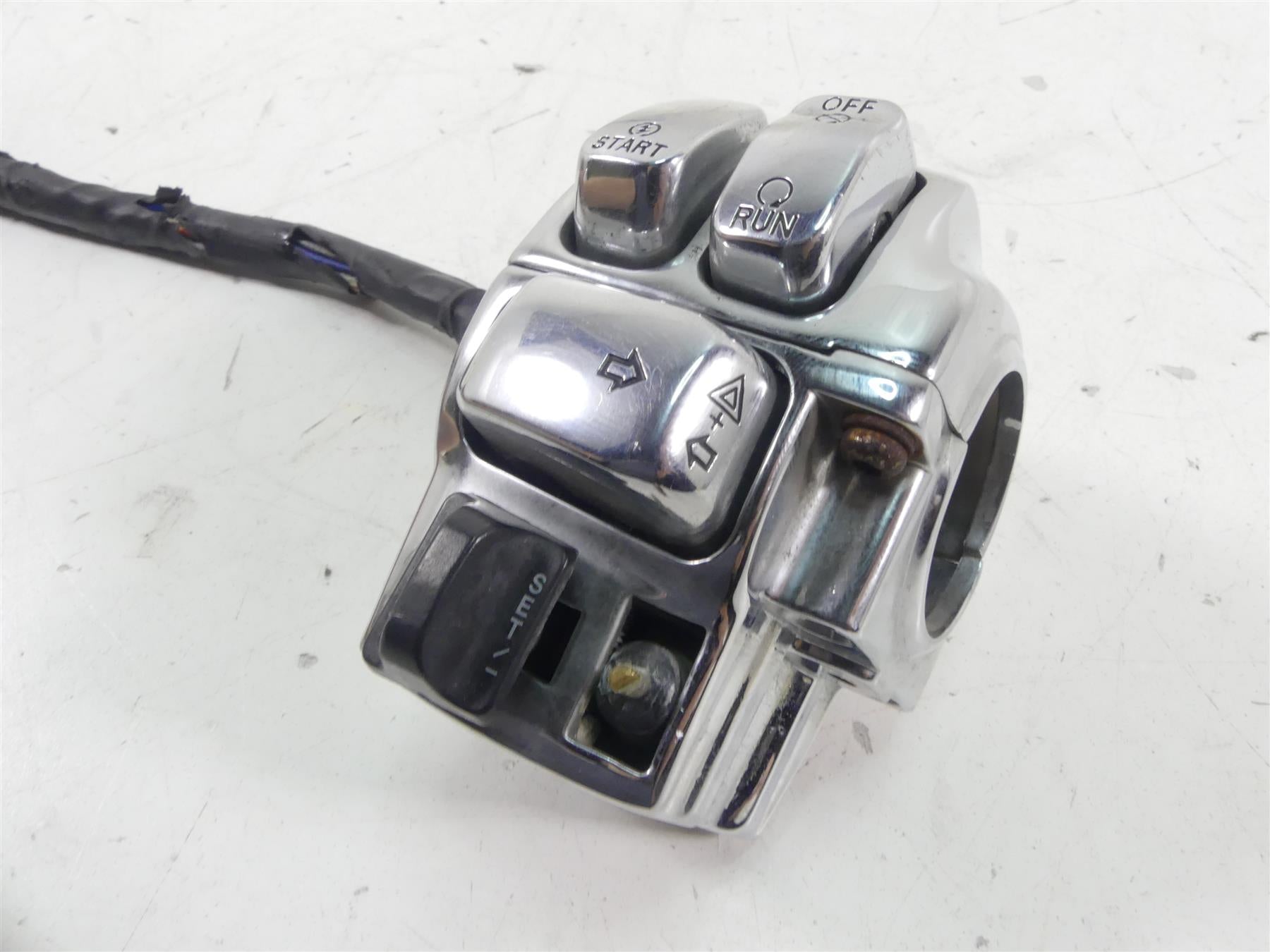 2013 Harley Touring FLHX Street Glide Right Cruise Control Switch -Read 71684-06 {{ shop.shopifyCountryName }} - Mototech271