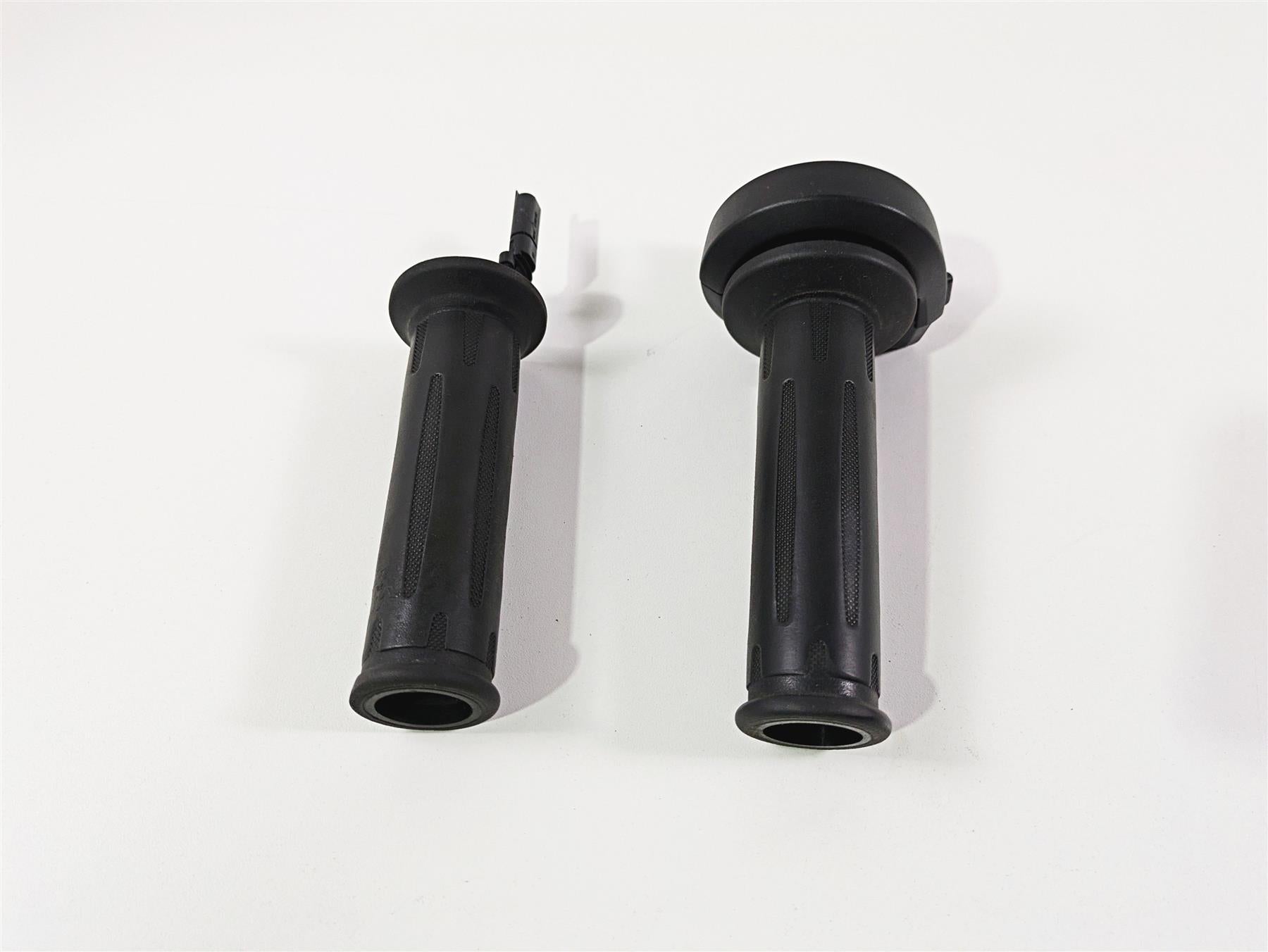 2019 BMW R1250RT K52 Left Right Heated Cruise Hand Grip Set 61318552124 {{ shop.shopifyCountryName }} - Mototech271