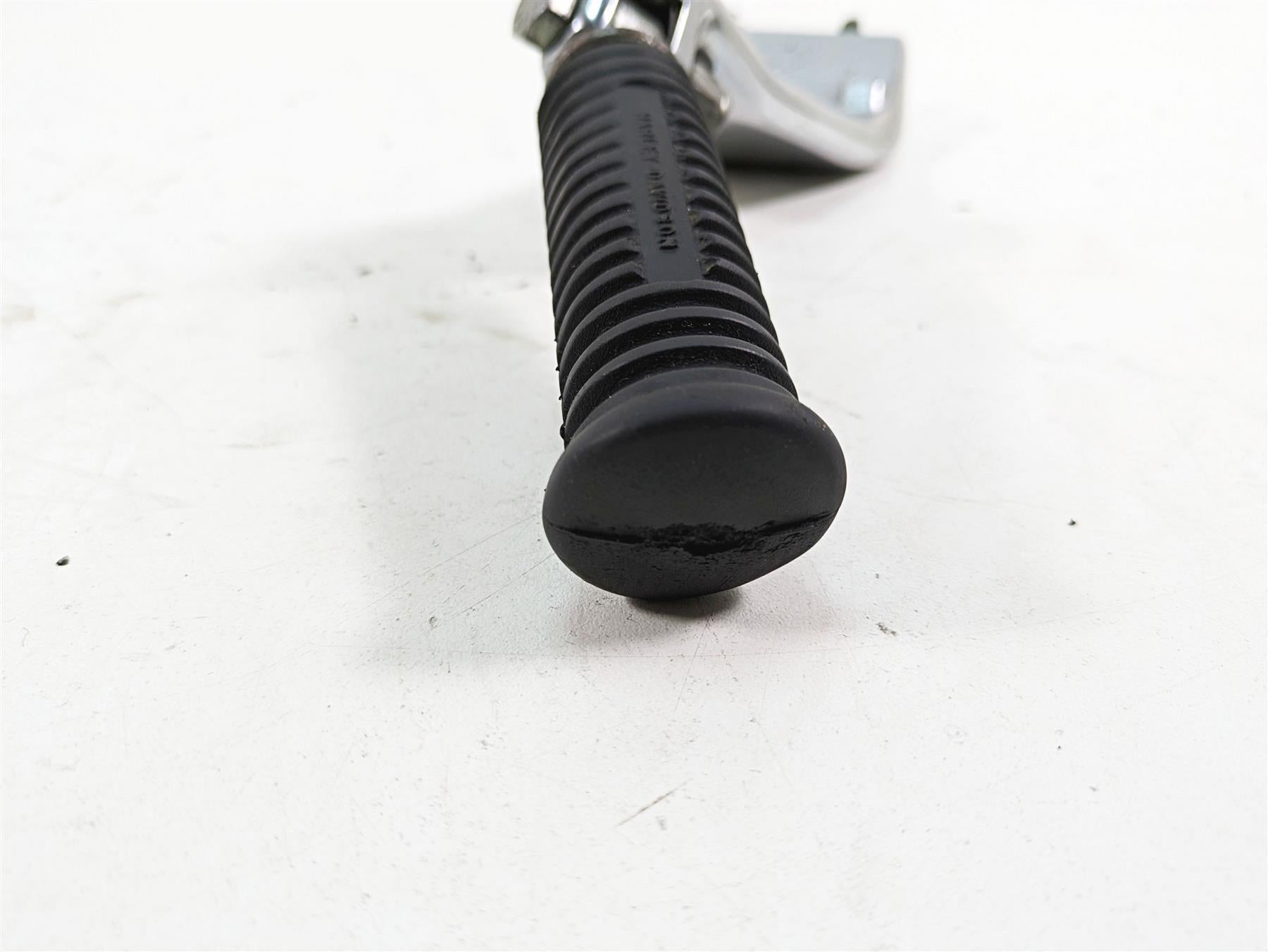 2005 Harley Dyna FXDL Low Rider Left Front Footpeg & Shifter Mid -Read 50639-90A {{ shop.shopifyCountryName }} - Mototech271