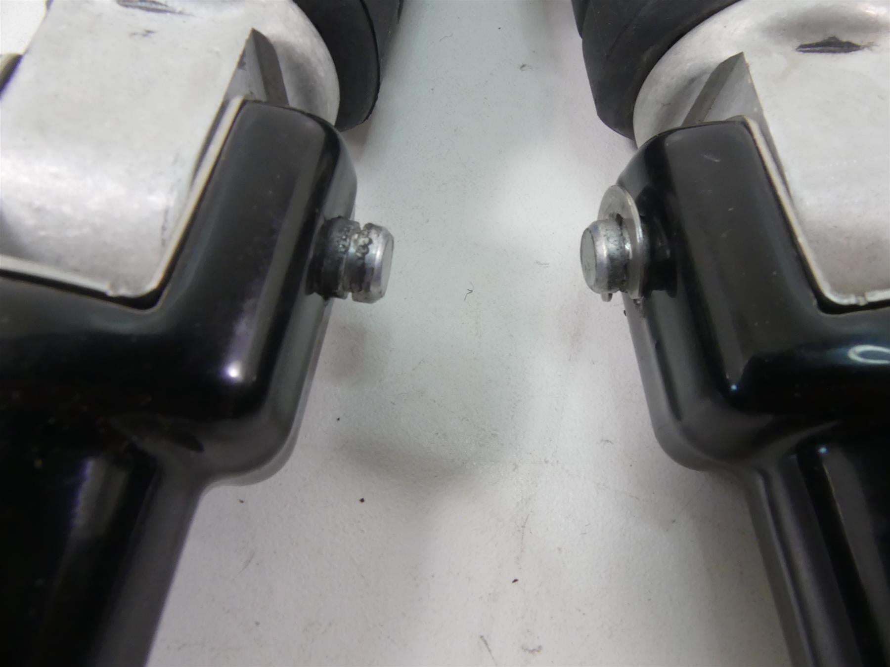 2019 Harley FLHC Softail Heritage Rear Passenger Pillion Foot Peg Set 50500744 {{ shop.shopifyCountryName }} - Mototech271