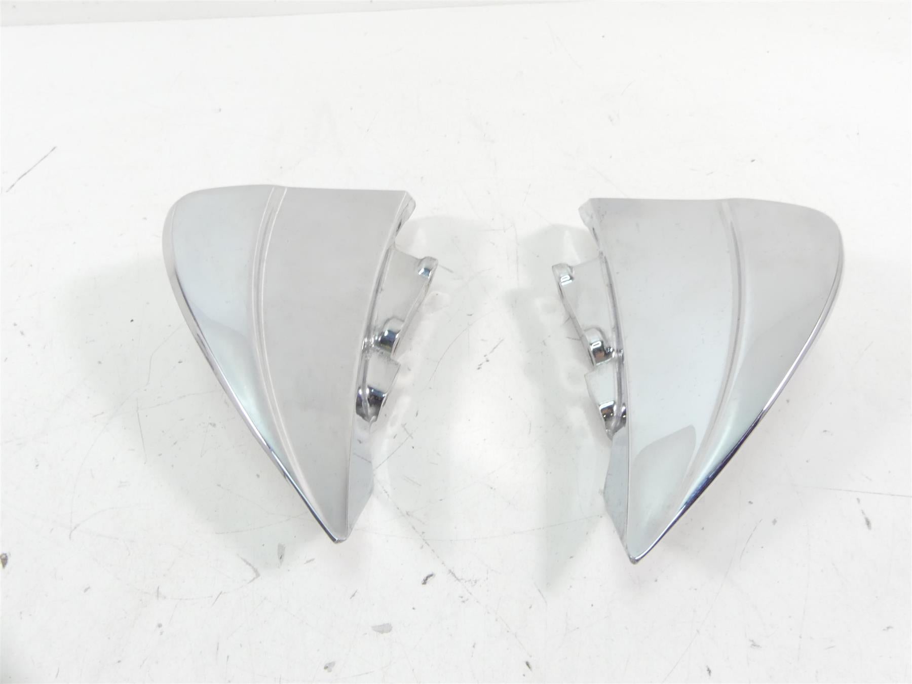 2011 Victory Vision Tour Highway Peg Bumper Front Tip Over Chrome 5136049 {{ shop.shopifyCountryName }} - Mototech271