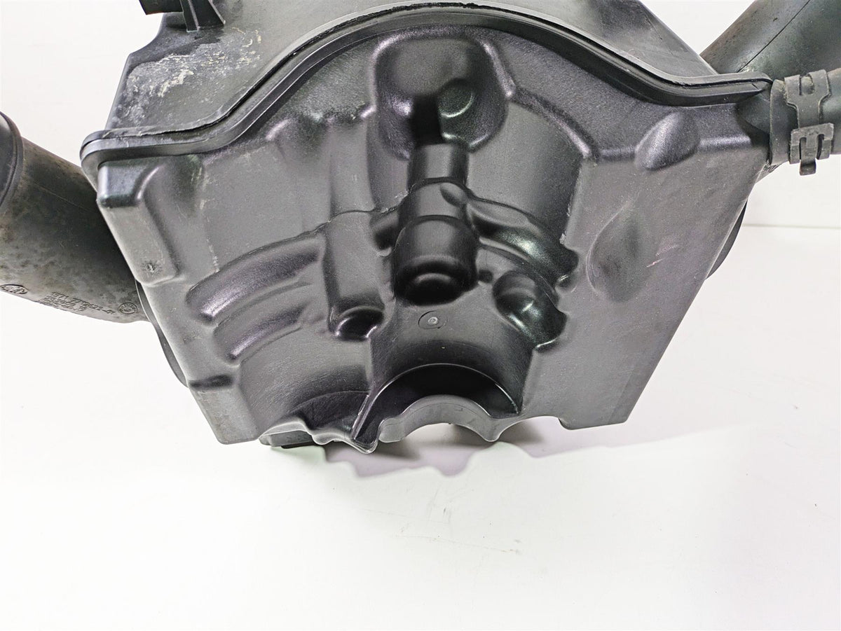 2010 BMW R1200RT K26 Air Box Breather Filter & Tubes 13717720045 {{ shop.shopifyCountryName }} - Mototech271