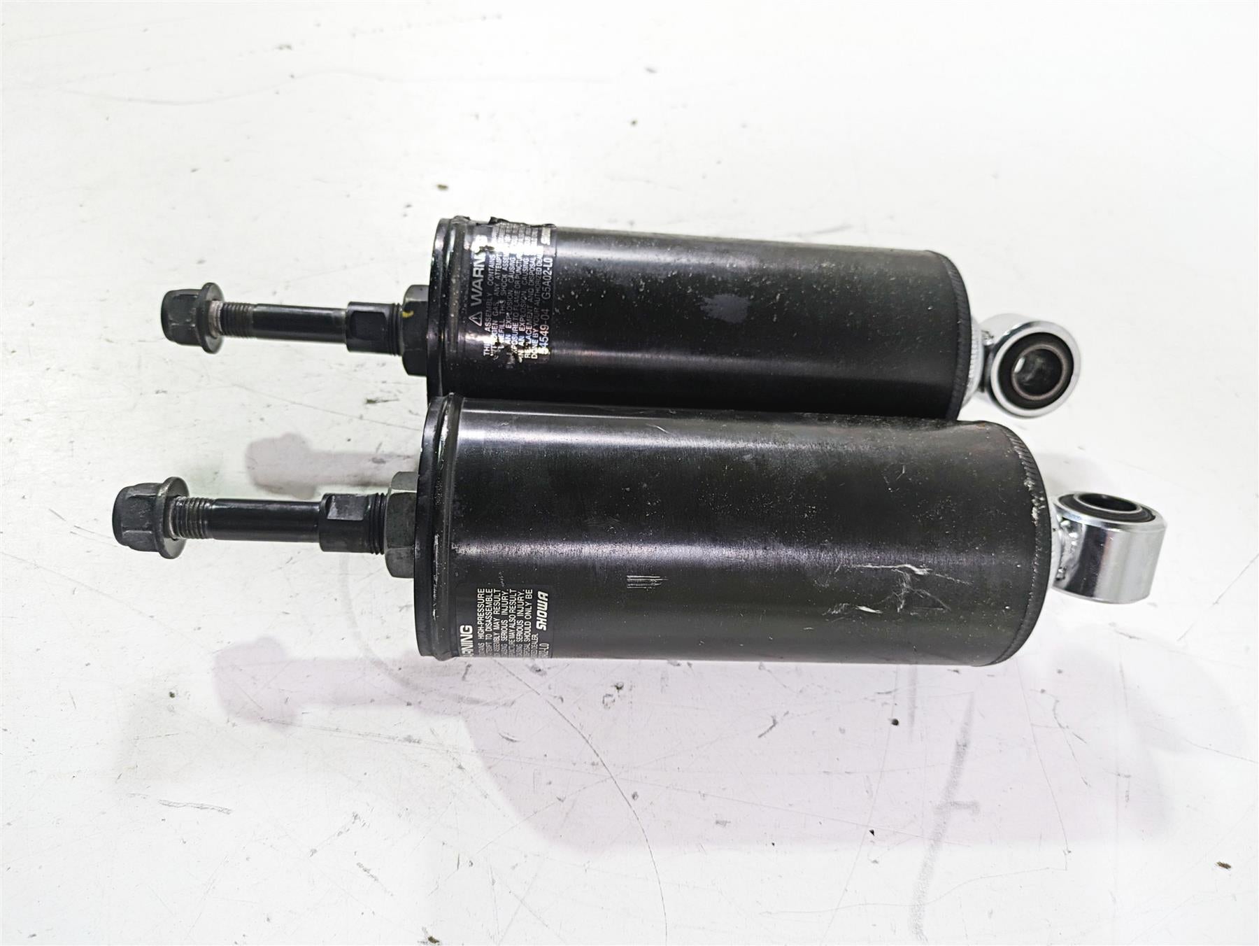 2005 Harley Softail FLSTFSE CVO Fat Boy Showa Rear Damper Shock Set 54549-04 {{ shop.shopifyCountryName }} - Mototech271