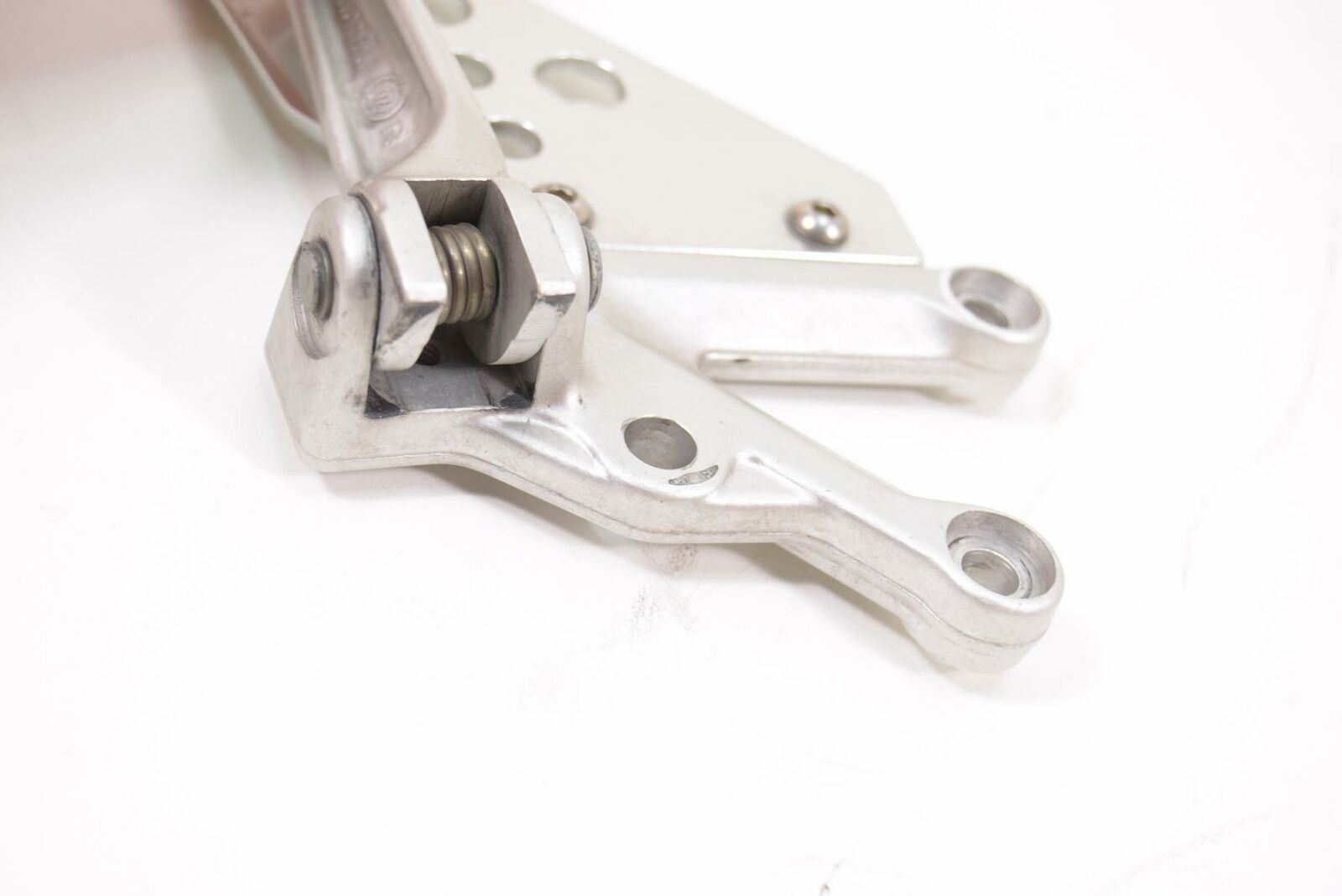 2008 Aprilia RSV2 RSV1000 R Front Right Rider Footpeg Set AP8154070 {{ shop.shopifyCountryName }} - Mototech271