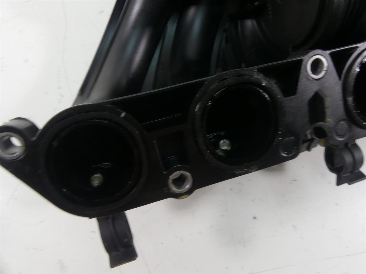 2015 BMW K1600GT K48 Engine Air Intake Manifold + Injectors Set 13717712328 {{ shop.shopifyCountryName }} - Mototech271