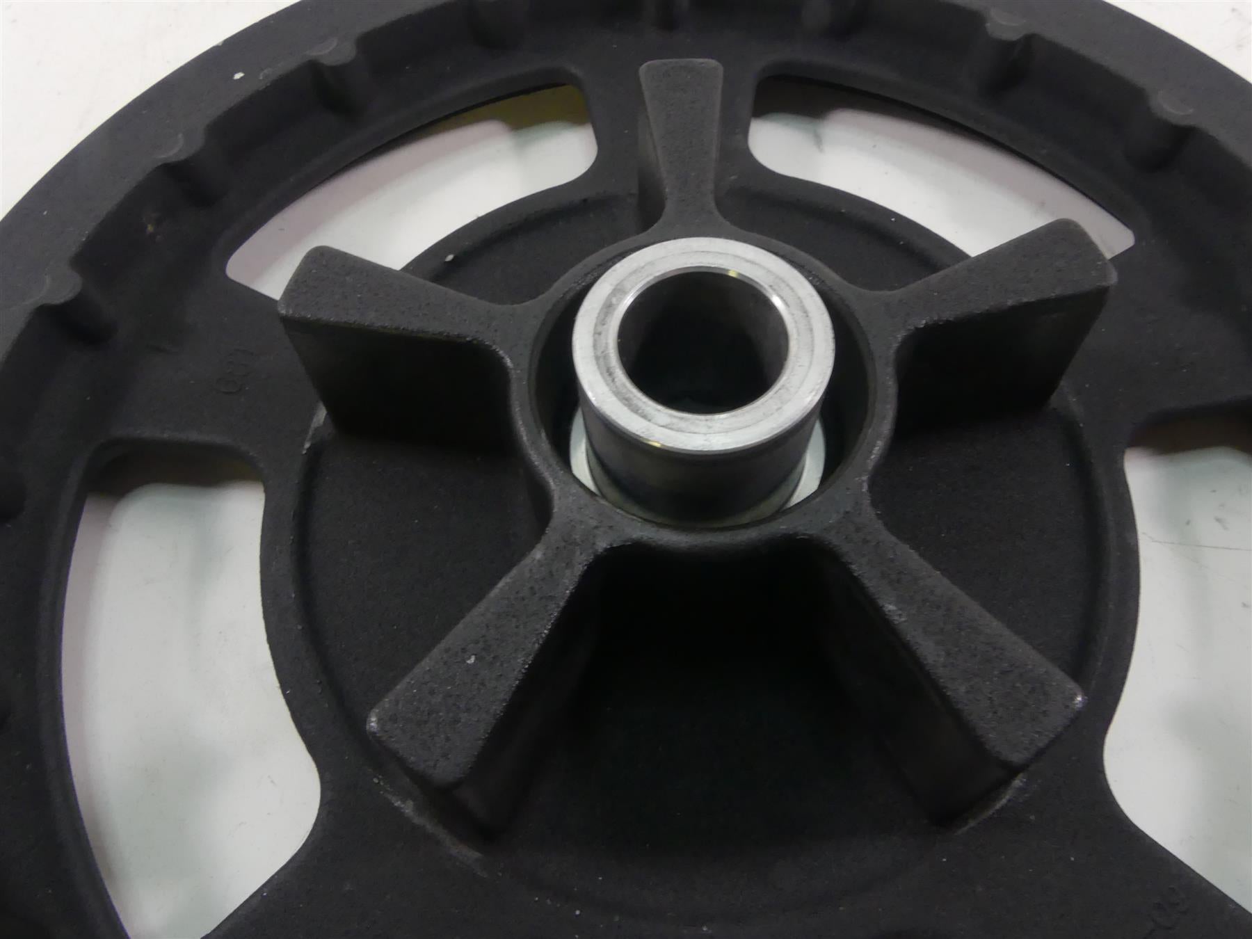 2014 Harley Touring FLHTK Electra Glide Rear Drive Belt Pulley 68T 24mm 37781-09 {{ shop.shopifyCountryName }} - Mototech271