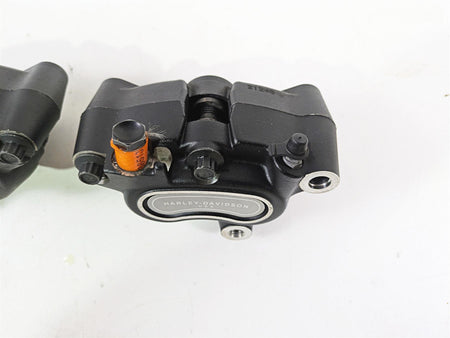 2015 Harley FXDF Dyna Fat Bob Front Brake Caliper Set 41300001 41300002 {{ shop.shopifyCountryName }} - Mototech271