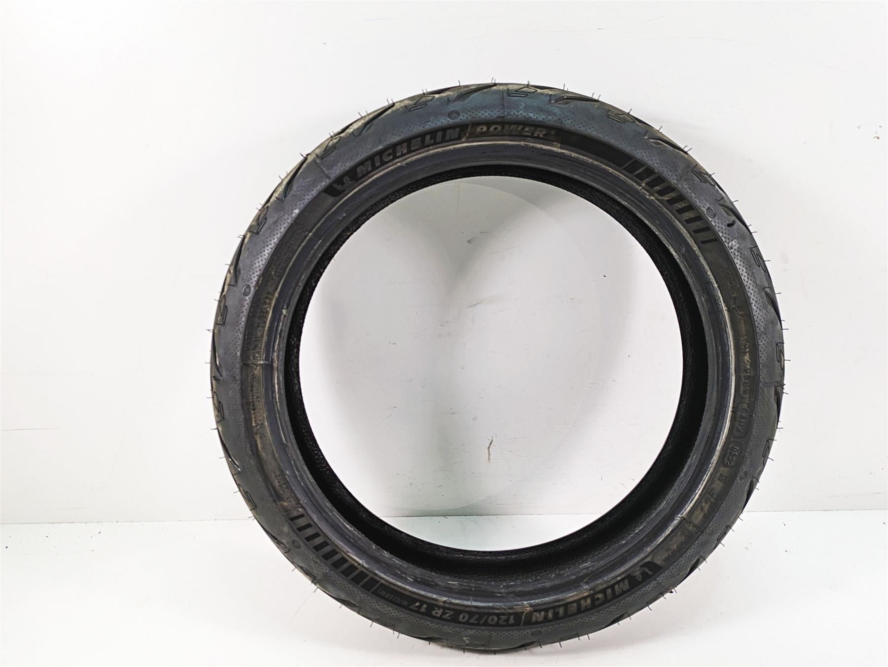 Used Motorcycle Front Tire Michelin Power 5 120/70 ZR17 064441 {{ shop.shopifyCountryName }} - Mototech271