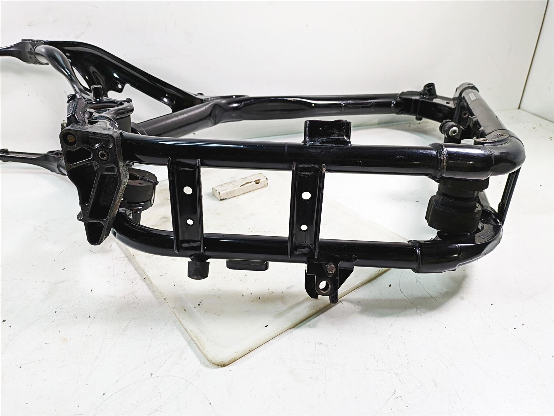 2007 Harley Sportster XL1200 C Straight Main Frame Chassis & Swingarm With Clear Texas Title 48878-04 {{ shop.shopifyCountryName }} - Mototech271