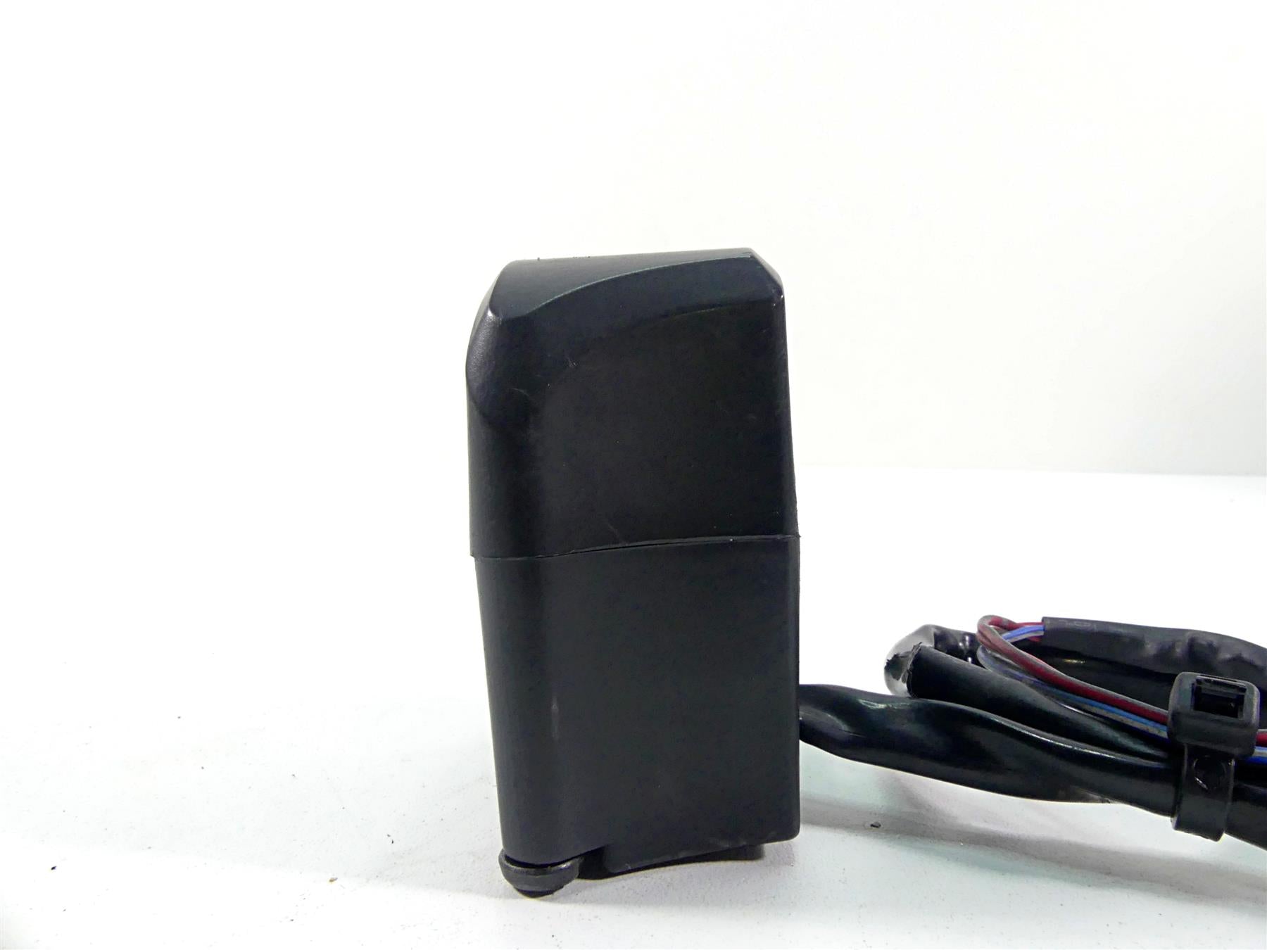 2012 Ducati Monster 1100 EVO Right Hand Kill Start Control Switch 65010071C {{ shop.shopifyCountryName }} - Mototech271