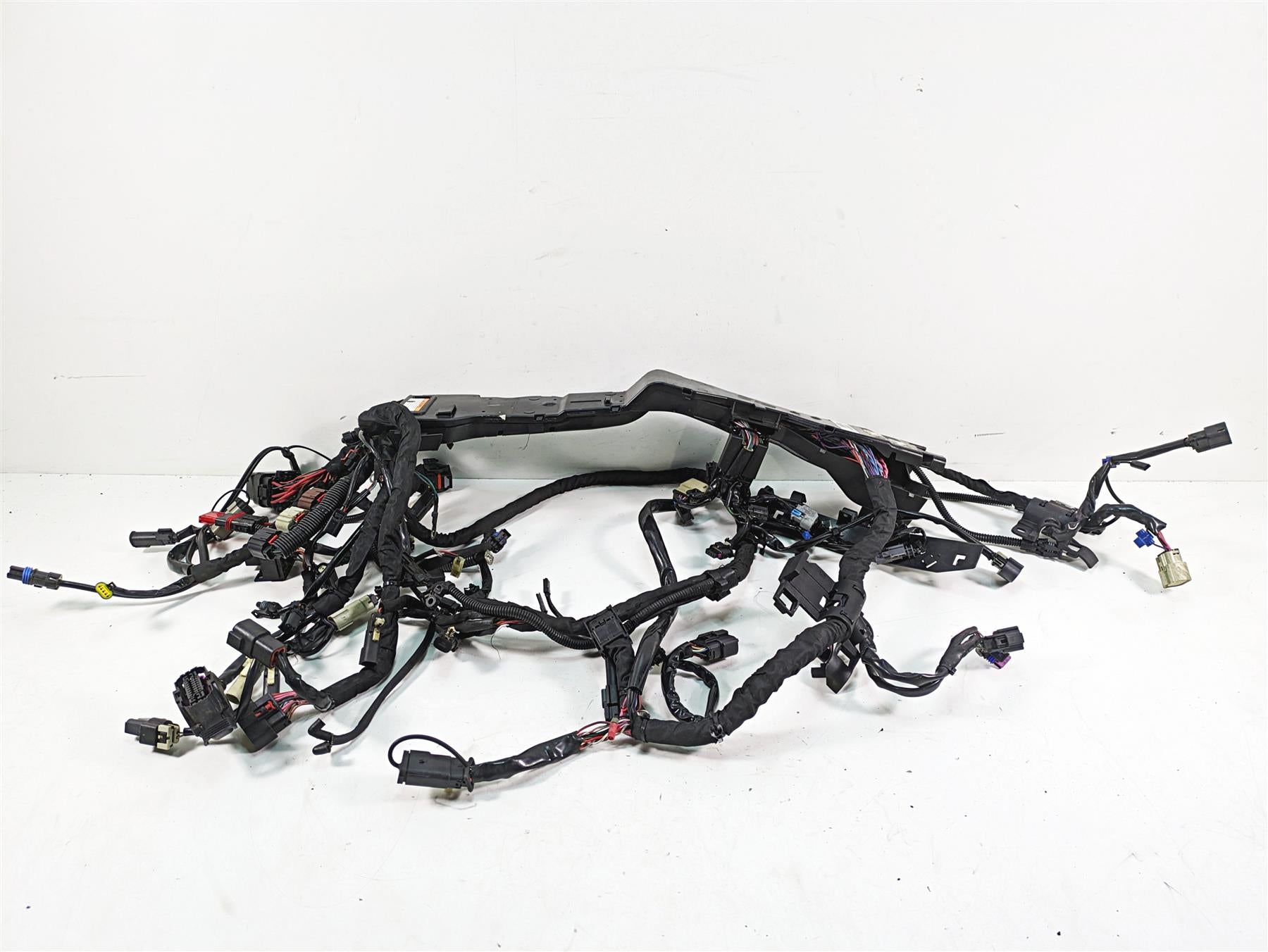 2018 Harley Touring FLHXSE CVO Street Glide Wiring Harness Loom -Read 69201727 | Mototech271