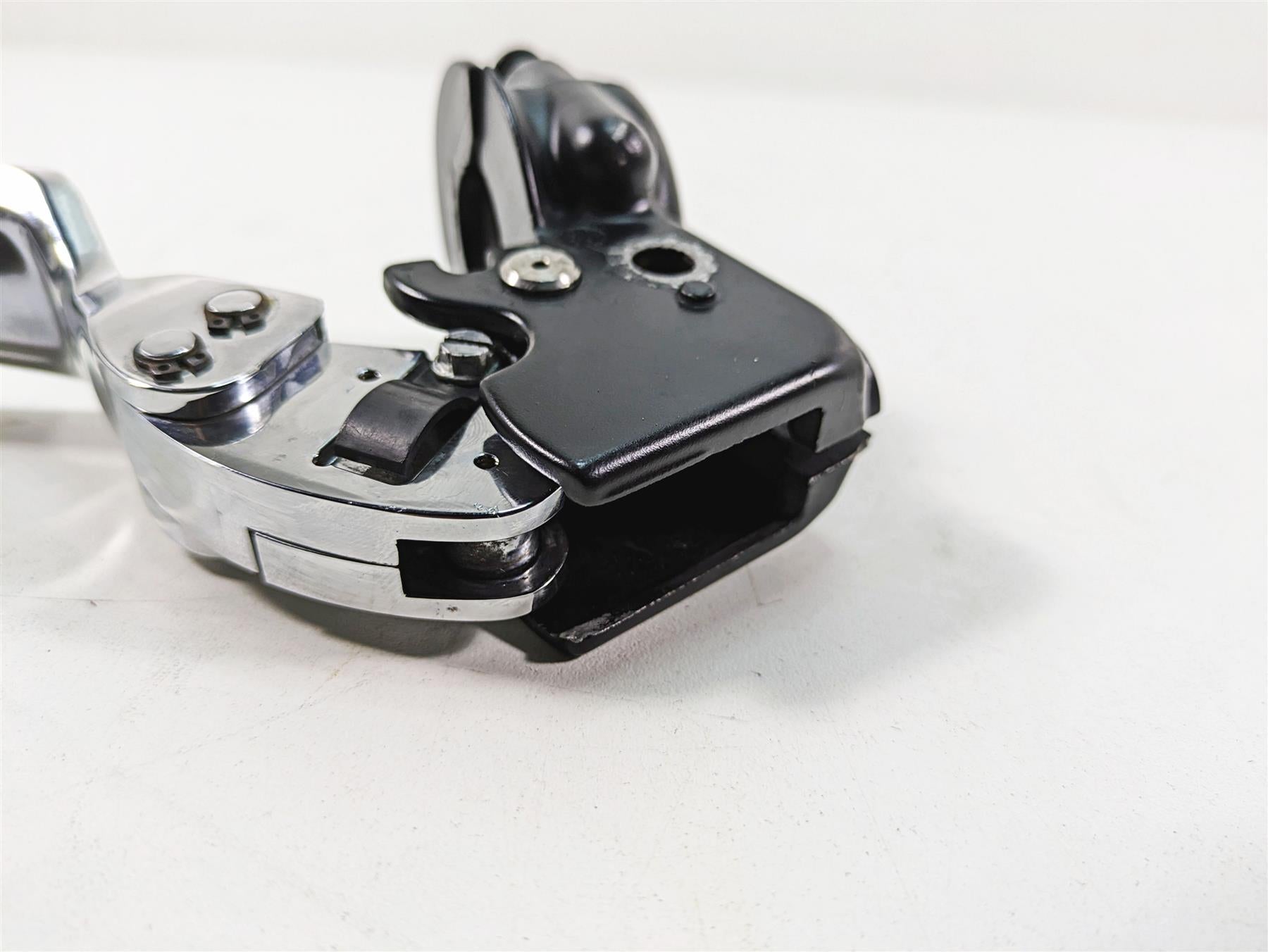 2012 Harley FLD Dyna Switchback Chrome Clutch & Brake Lever + Perch Set 38608-96 {{ shop.shopifyCountryName }} - Mototech271