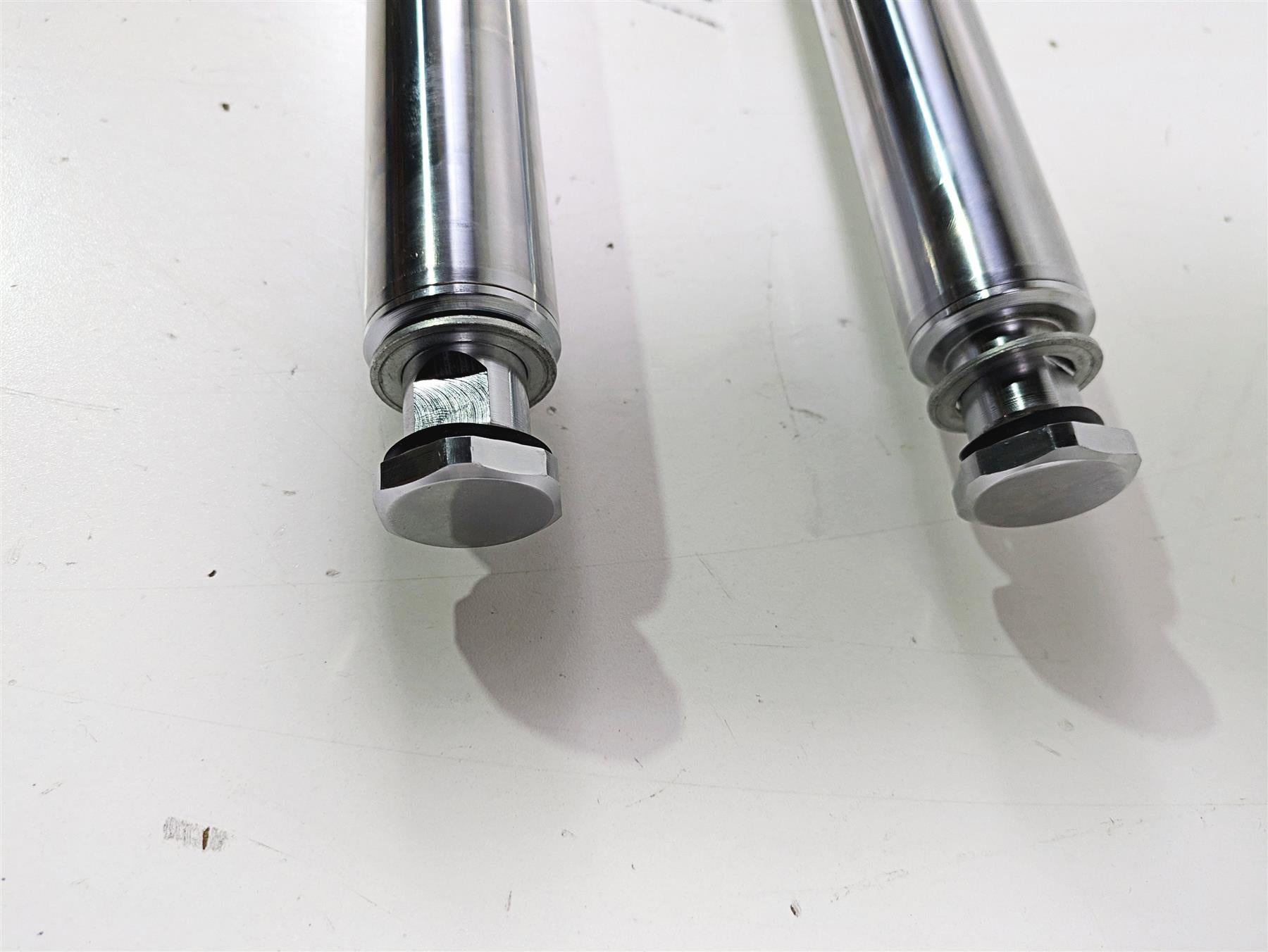 2016 Harley FLSTC Softail Heritage Showa Front Fork Leg Set 45915-08A 45916-07A {{ shop.shopifyCountryName }} - Mototech271