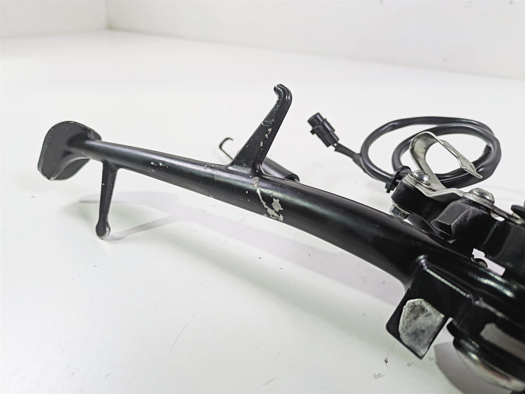 2014 Yamaha YZFR1 R1 RN22 Side Kickstand Kick Stand 14B-27311-00-00 {{ shop.shopifyCountryName }} - Mototech271