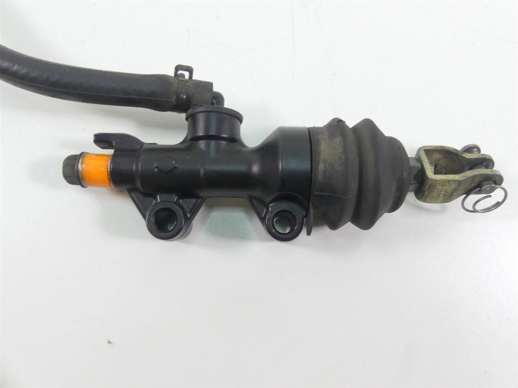 2006 Harley Sportster XL1200 Custom Rear Brake Master Cylinder 42521-04 {{ shop.shopifyCountryName }} - Mototech271