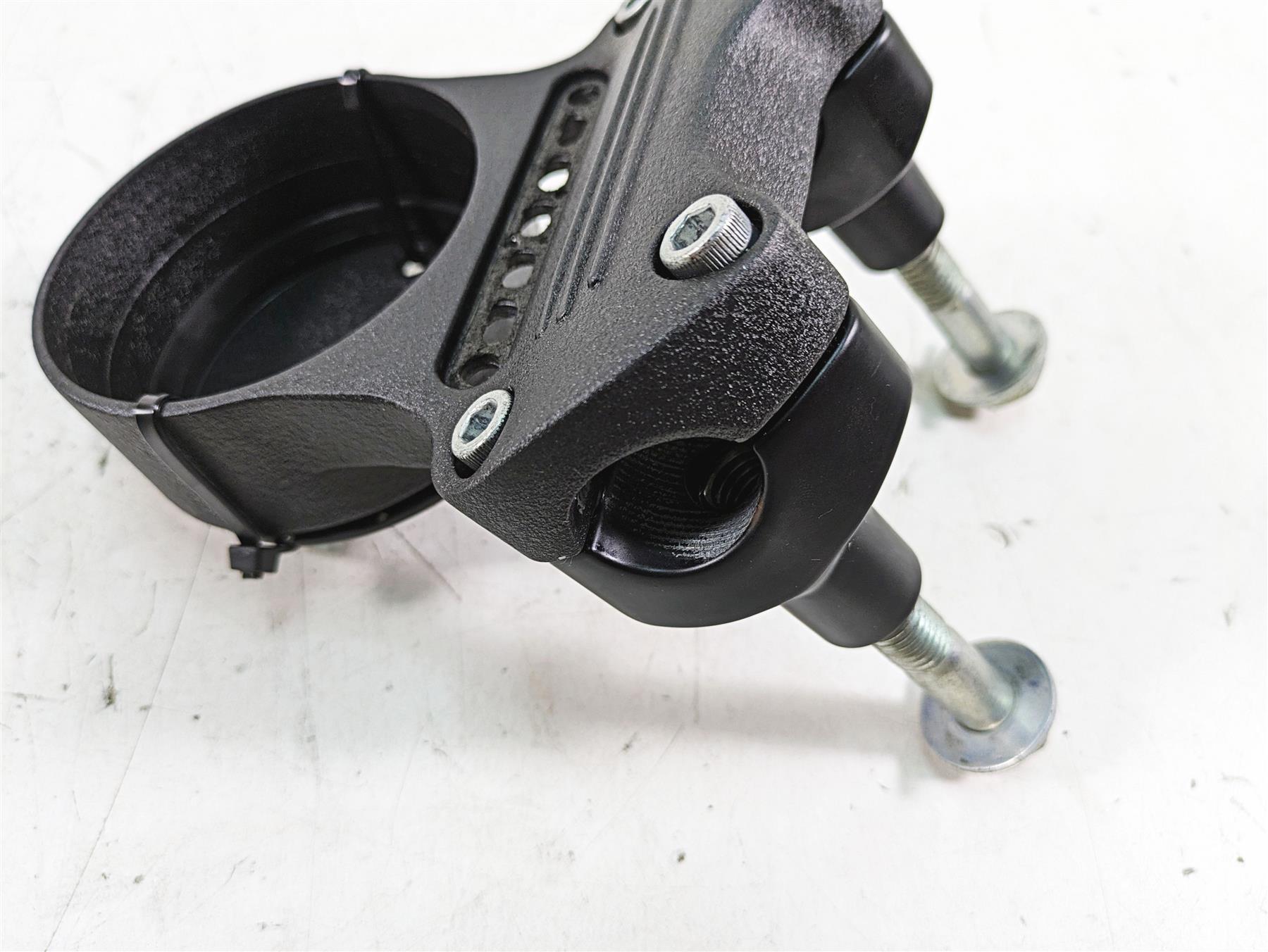 2017 Harley XL883 N Sportster Iron Speedometer Housing & Riser 55847-05A {{ shop.shopifyCountryName }} - Mototech271