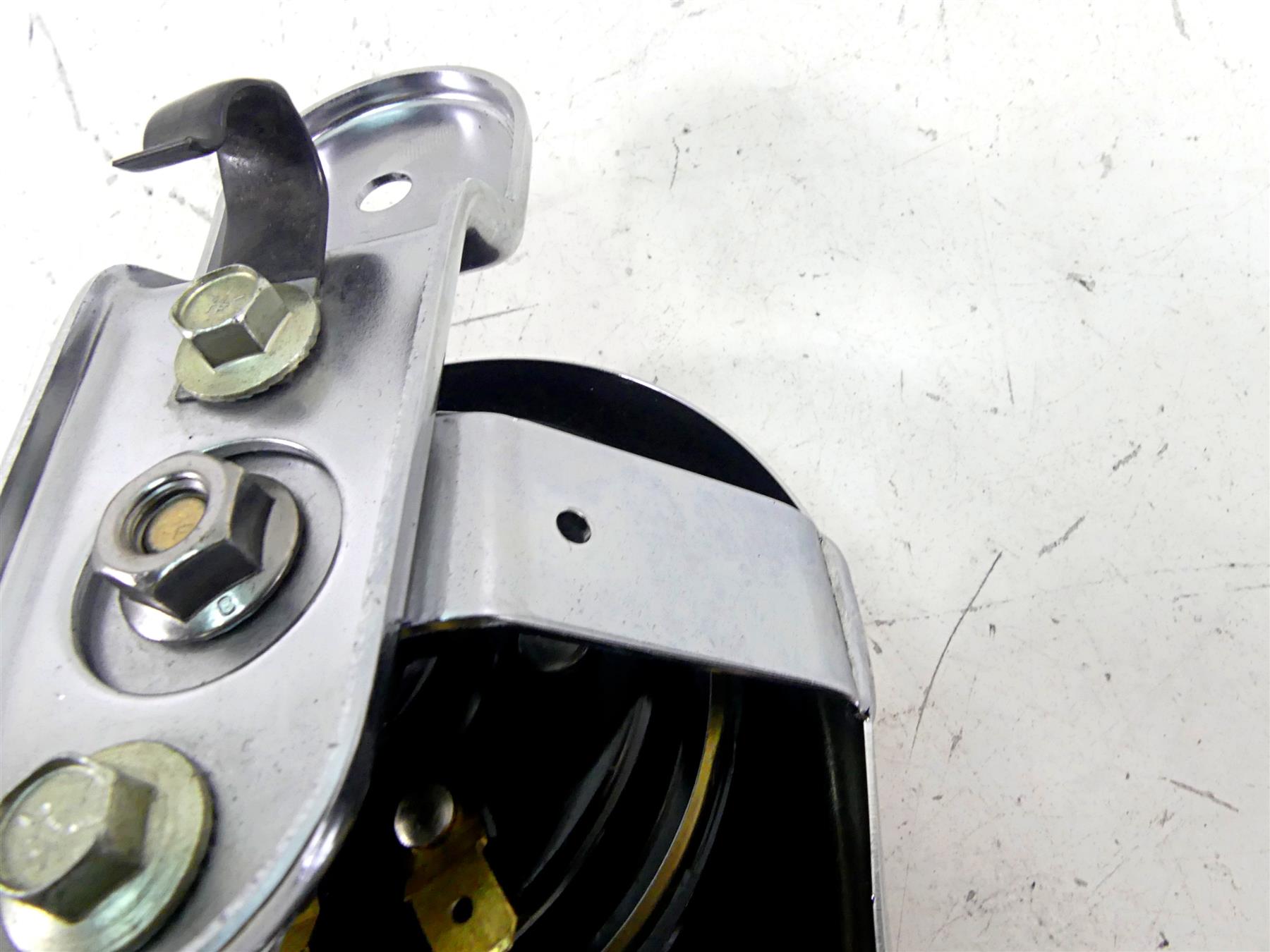 2002 Harley Touring FLHTC Electra Glide Horn & Chrome Cover 61300478A {{ shop.shopifyCountryName }} - Mototech271
