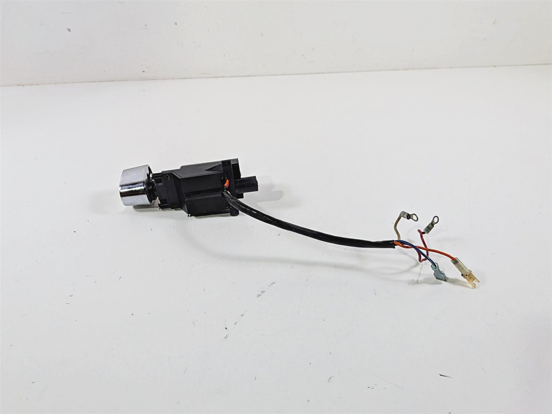 1993 Harley Touring FLHTCU Electra Glide Ignition Switch Unlocked ; VIN 71526-93B {{ shop.shopifyCountryName }} - Mototech271
