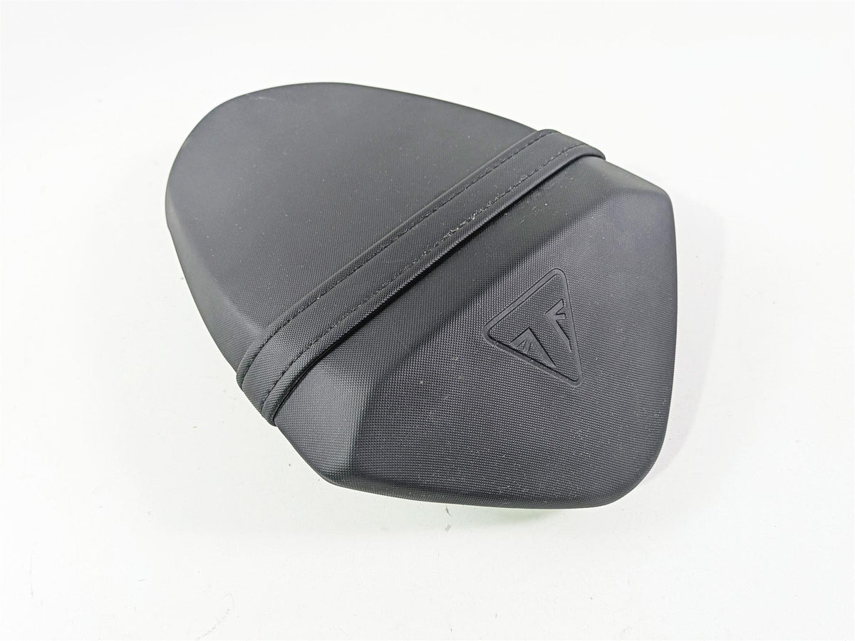 2024 Triumph Street Triple 765 R Rear Passenger Seat Saddle - Read T2311510 {{ shop.shopifyCountryName }} - Mototech271