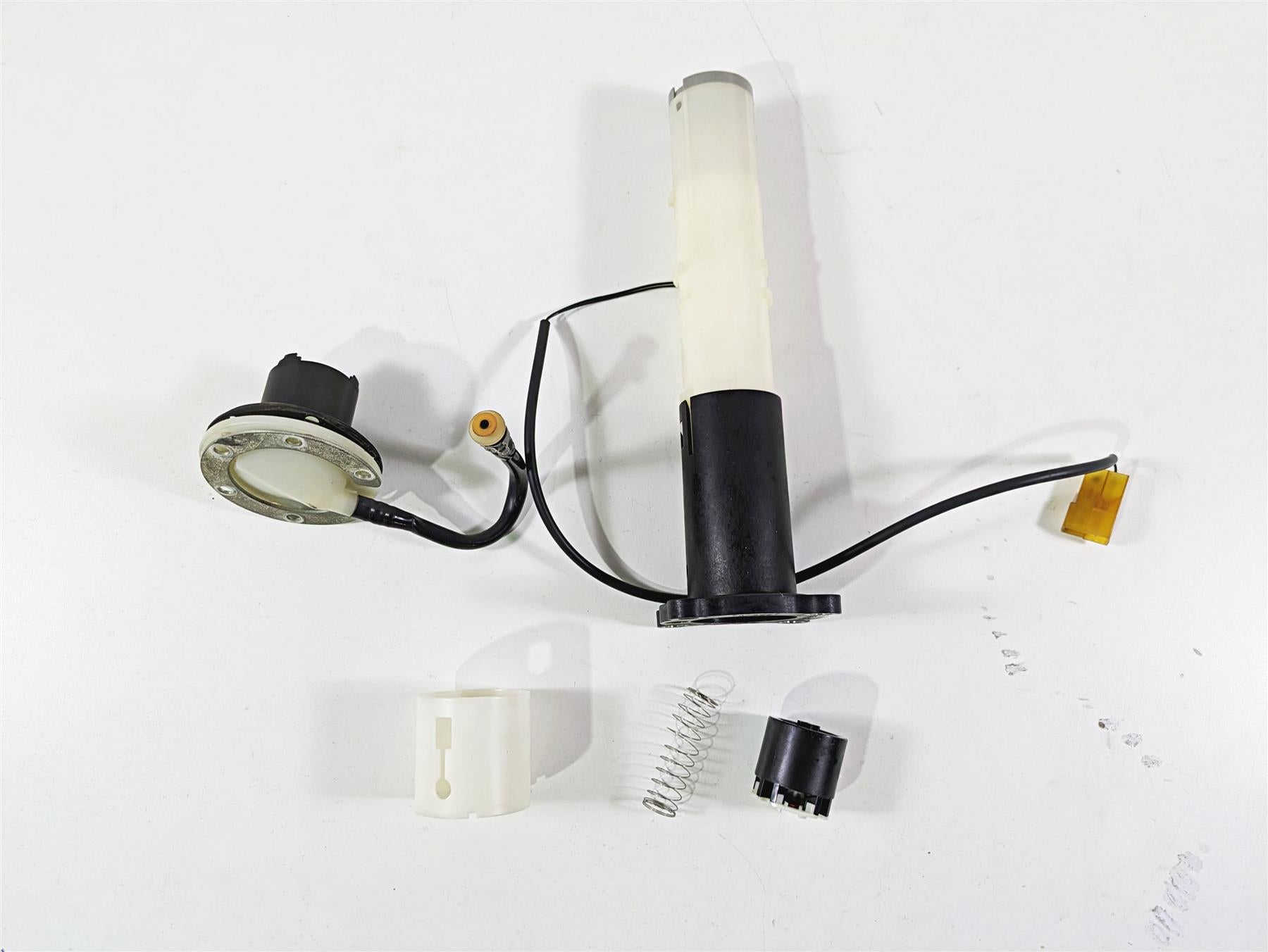 2009 Ducati Multistrada 1100 S Fuel Gas Petrol Level Sensor 16012441A