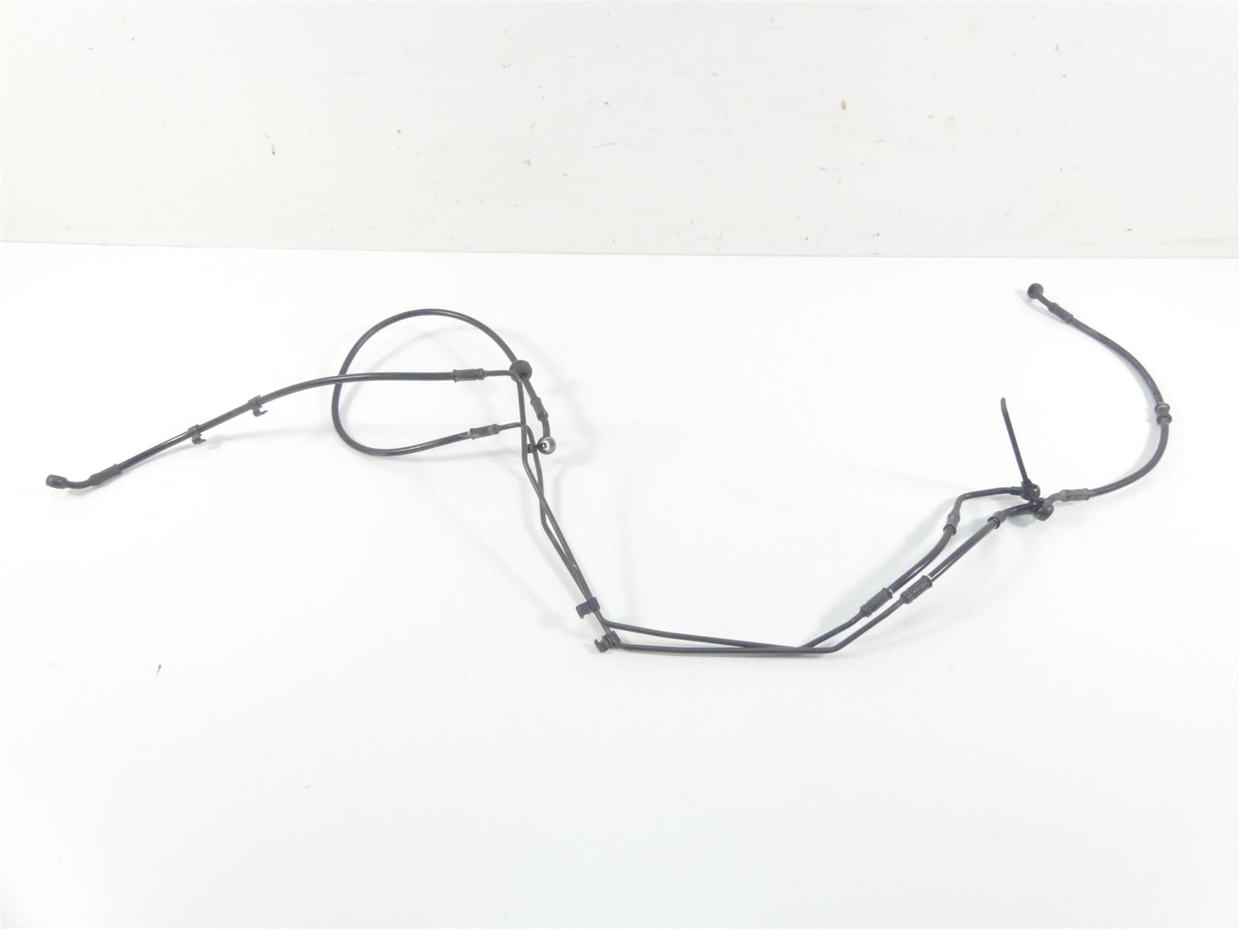 2021 Aprilia Tuono 660 Front Abs Brake Line Hose Set 2B008224 2B007005 {{ shop.shopifyCountryName }} - Mototech271