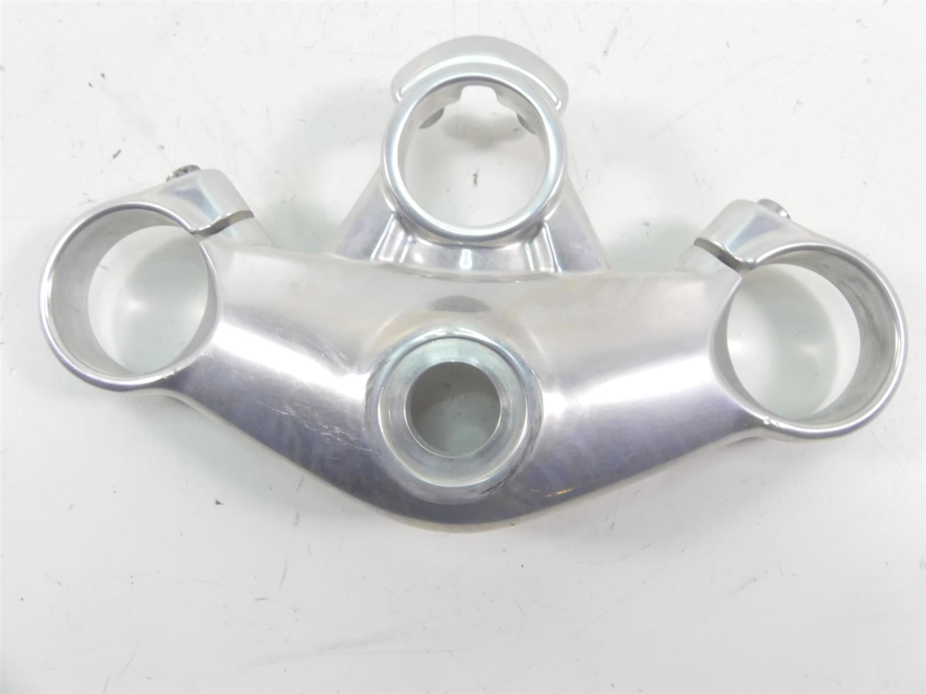 2017 Triumph Thruxton 1200R Upper Triple Tree Steering Head 52mm T2044813 {{ shop.shopifyCountryName }} - Mototech271