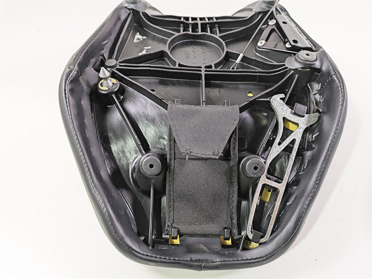 2024 Harley Sportster RH975 S Front Rider Seat Saddle 52000514A 52000515 {{ shop.shopifyCountryName }} - Mototech271