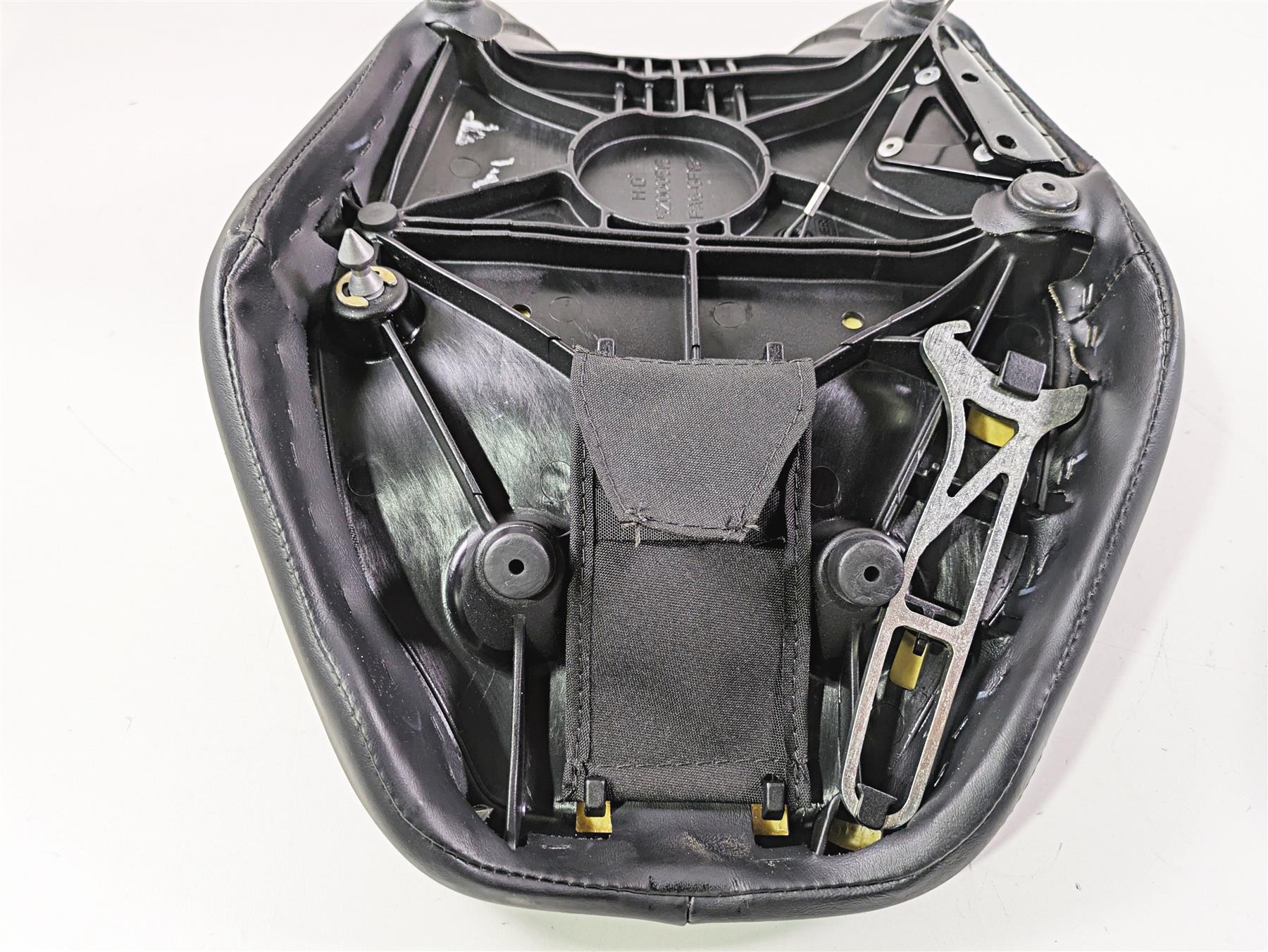 2024 Harley Sportster RH975 S Front Rider Seat Saddle 52000514A 52000515 {{ shop.shopifyCountryName }} - Mototech271