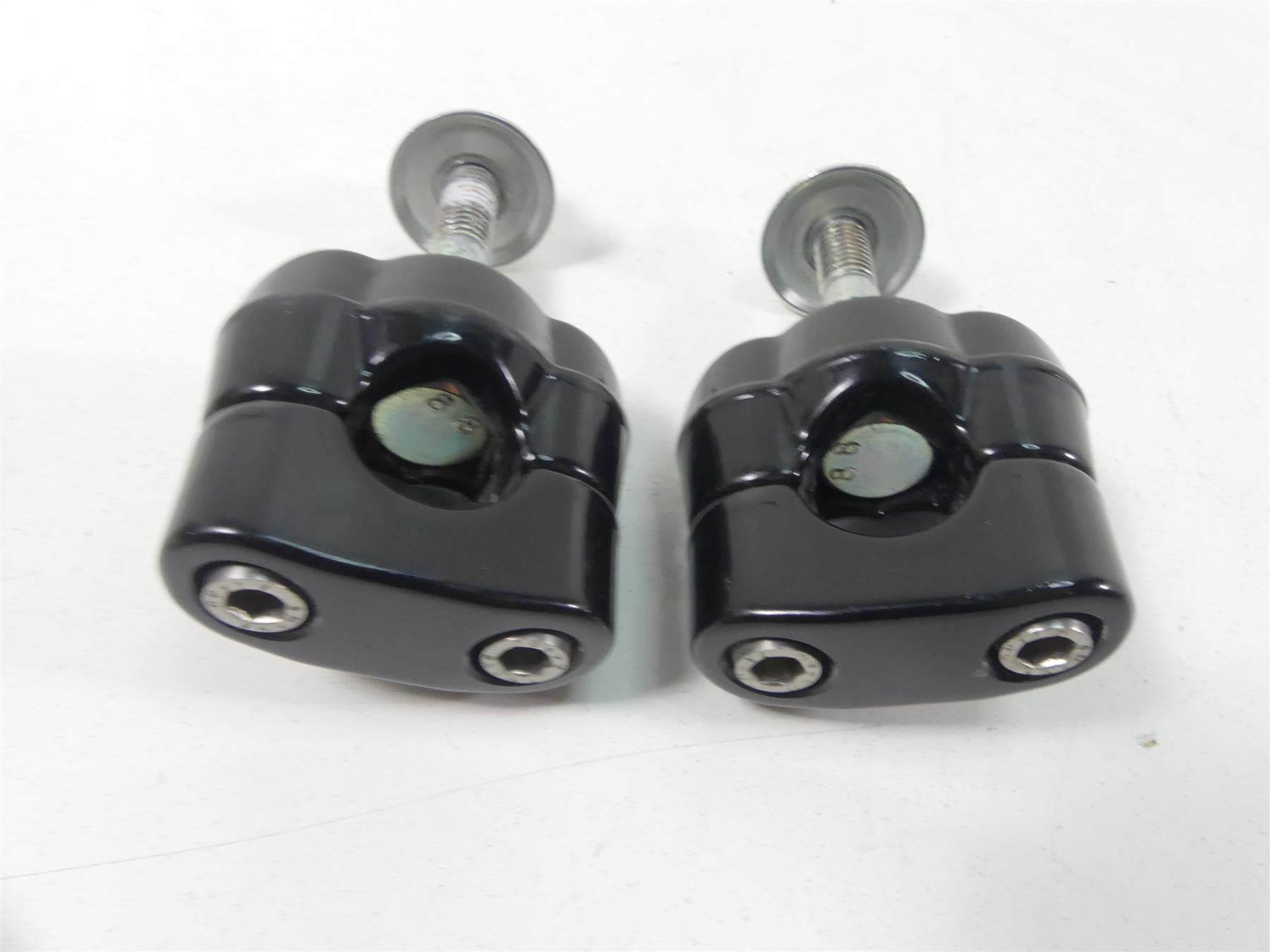 2019 Moto Guzzi V7 III Stone 750 Handlebar Holder Clamp Riser Set 2B004080 | Mototech271