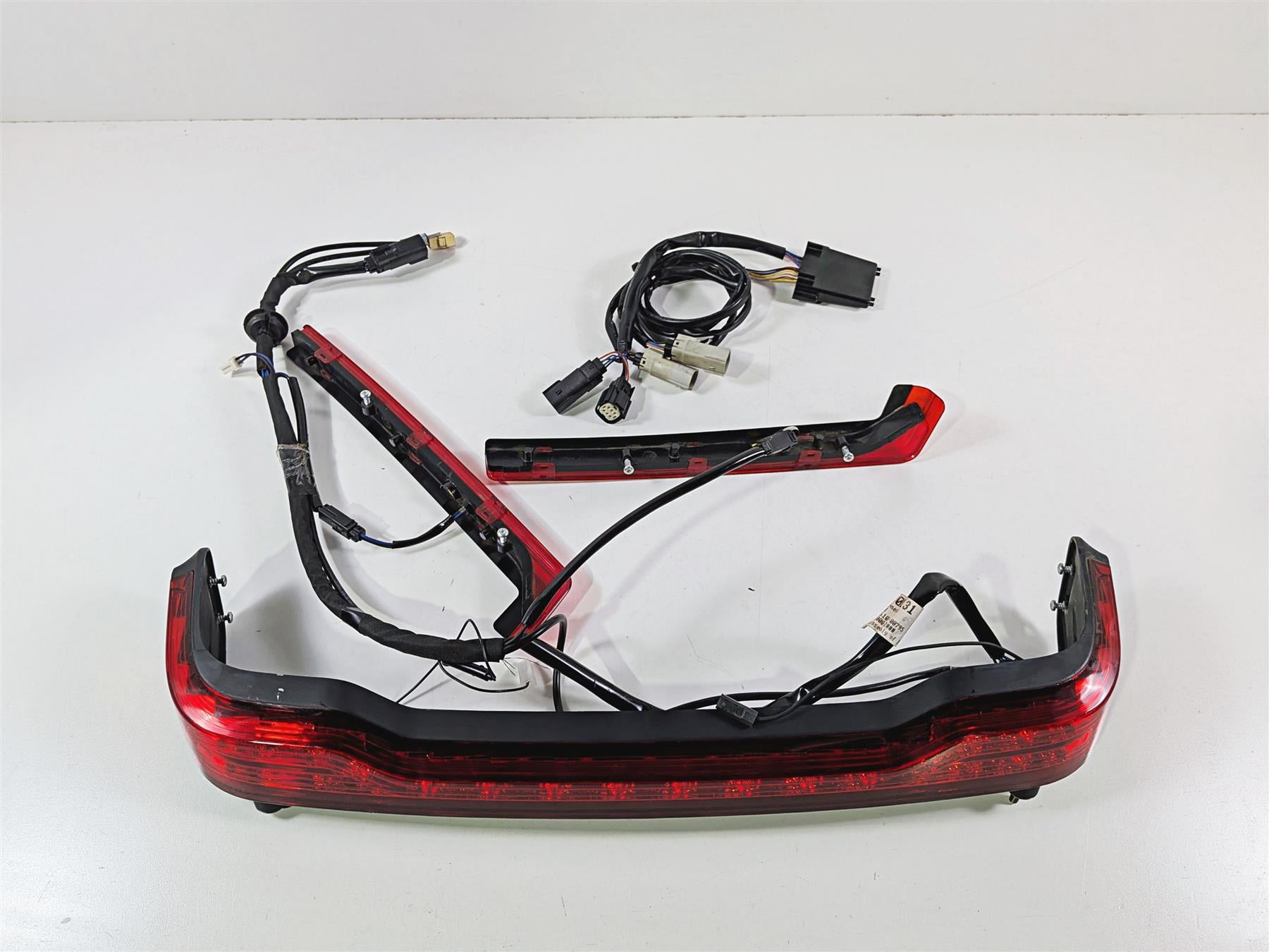 2018 Harley FLHTCU Touring Electra Glide Rear Trunk Side Light Set Read 67800093-Mototech271