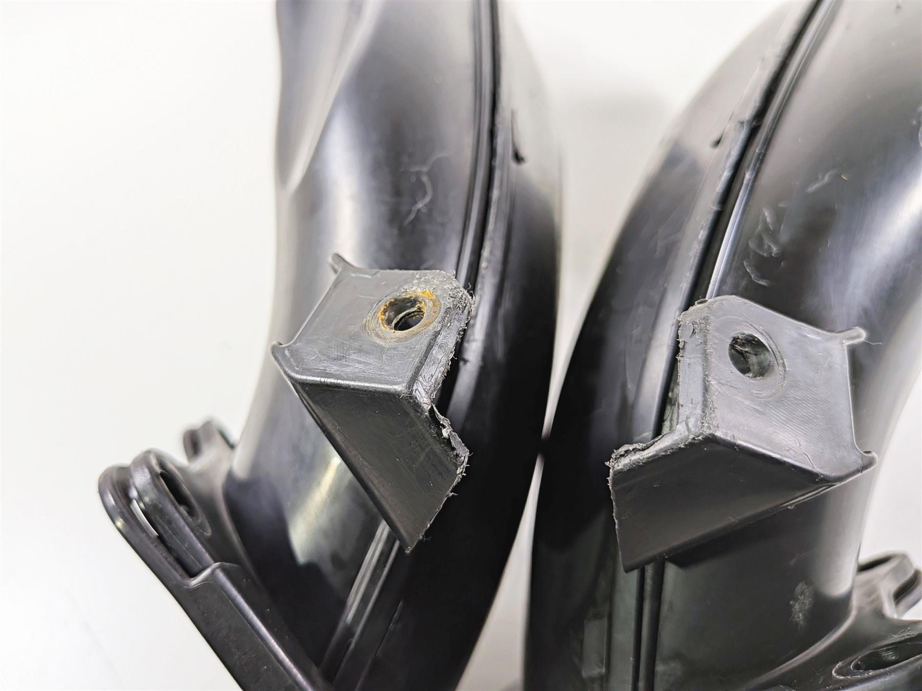 2018 Aprilia RSV4 RR Air Intake Scoop Ram Set 2B001921 858818 2B001922 858907 {{ shop.shopifyCountryName }} - Mototech271