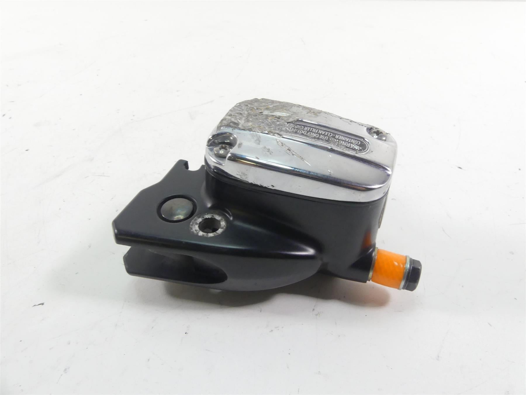 2011 Harley VRSCF Muscle Rod Front Brake Master Cylinder 11/16" 44551-08F {{ shop.shopifyCountryName }} - Mototech271