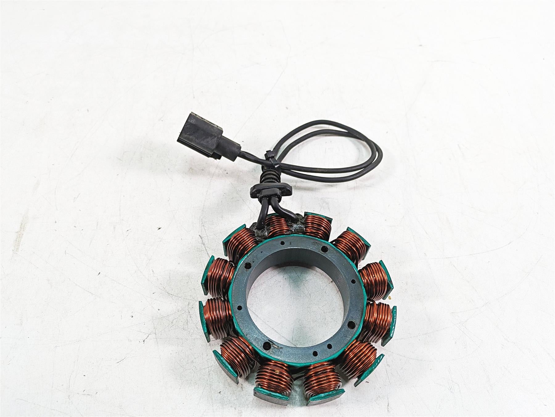 1999 Harley Touring FLHTC Electra Glide Generator Alternator Stator 29987-99B {{ shop.shopifyCountryName }} - Mototech271