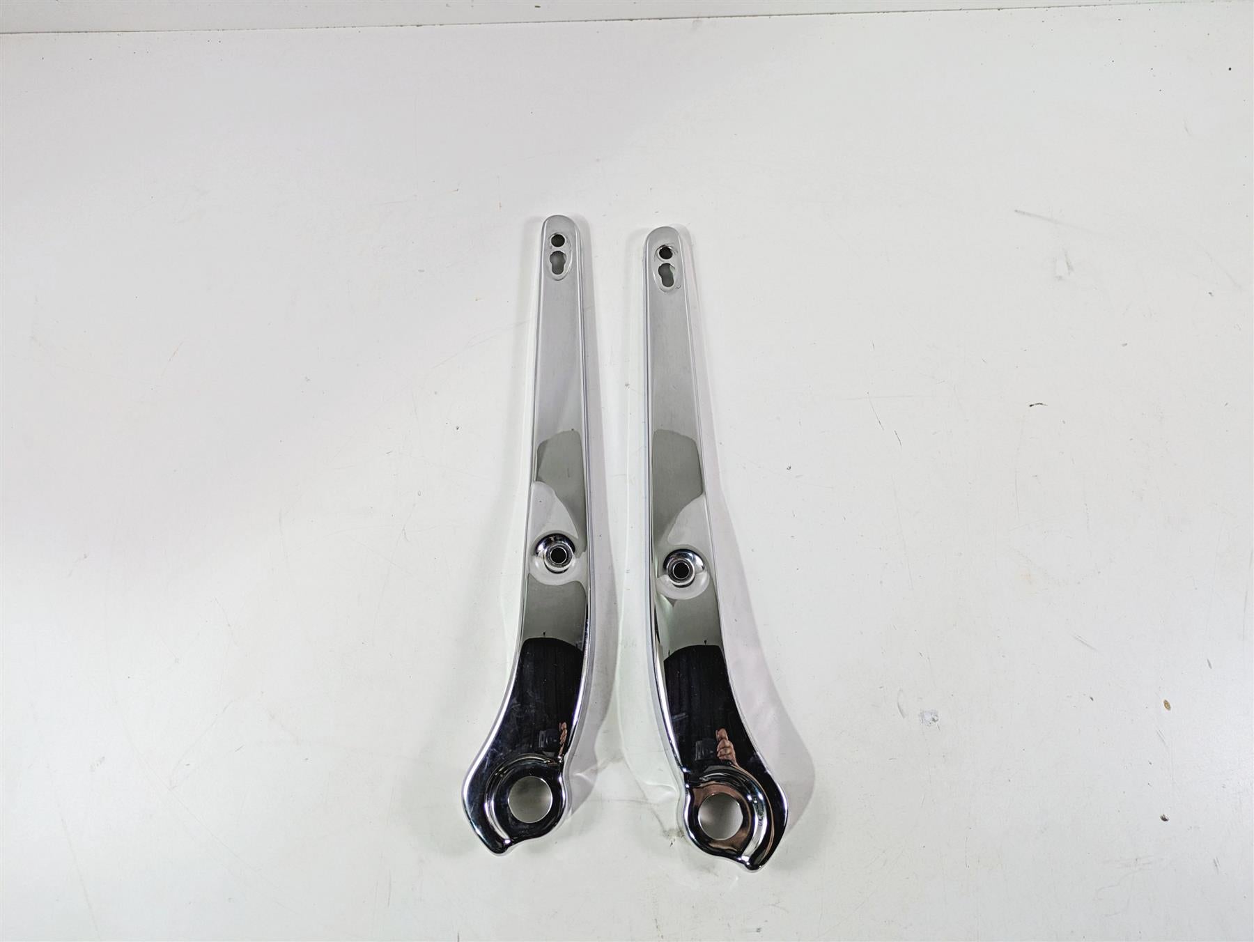 2008 Harley FXDL Dyna Low Rider 105TH Rear Fender Struts Braces 59171-06A {{ shop.shopifyCountryName }} - Mototech271